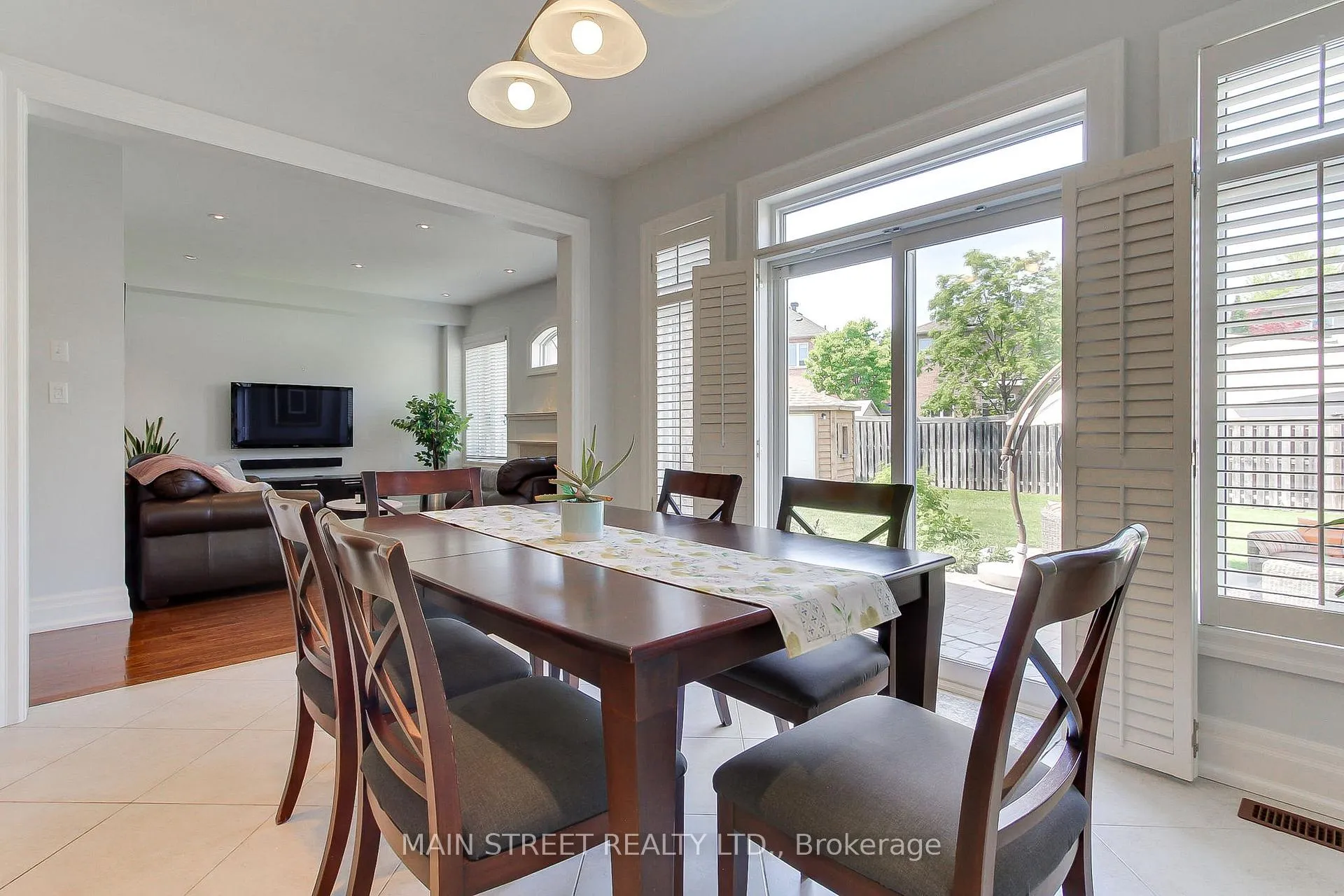 Photo 22 of 14 Reginald Lamb Crescent, Markham, Box Grove — HOMEH