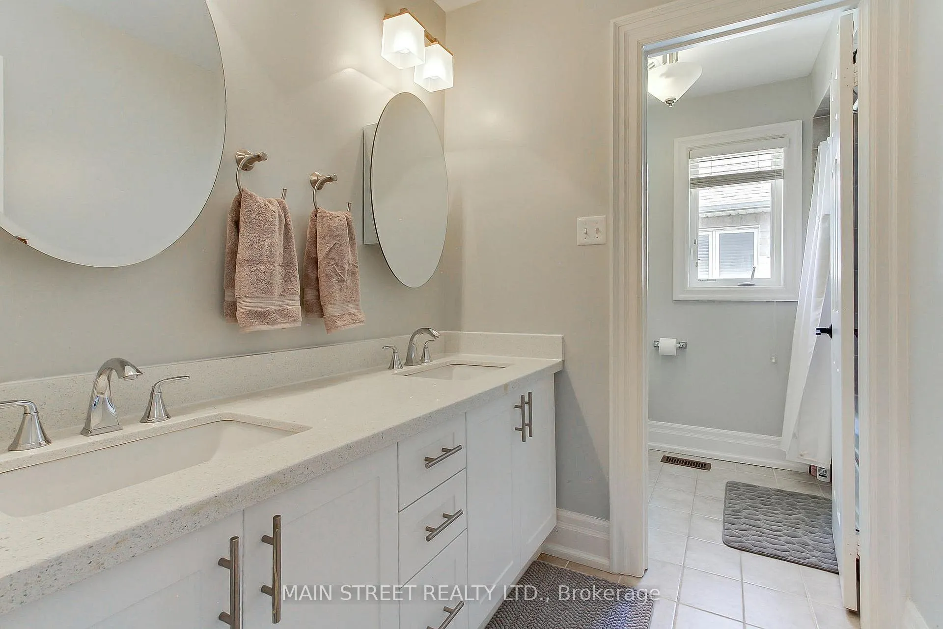 Photo 37 of 14 Reginald Lamb Crescent, Markham, Box Grove — HOMEH