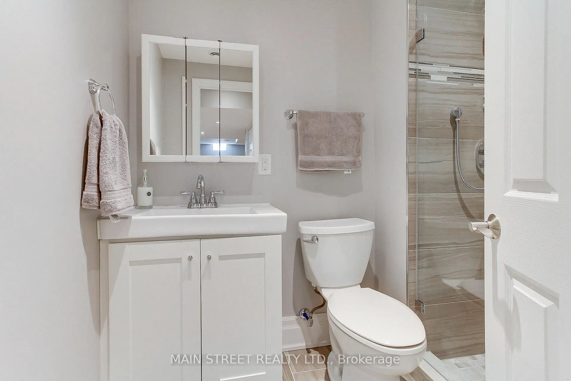 Photo 44 of 14 Reginald Lamb Crescent, Markham, Box Grove — HOMEH