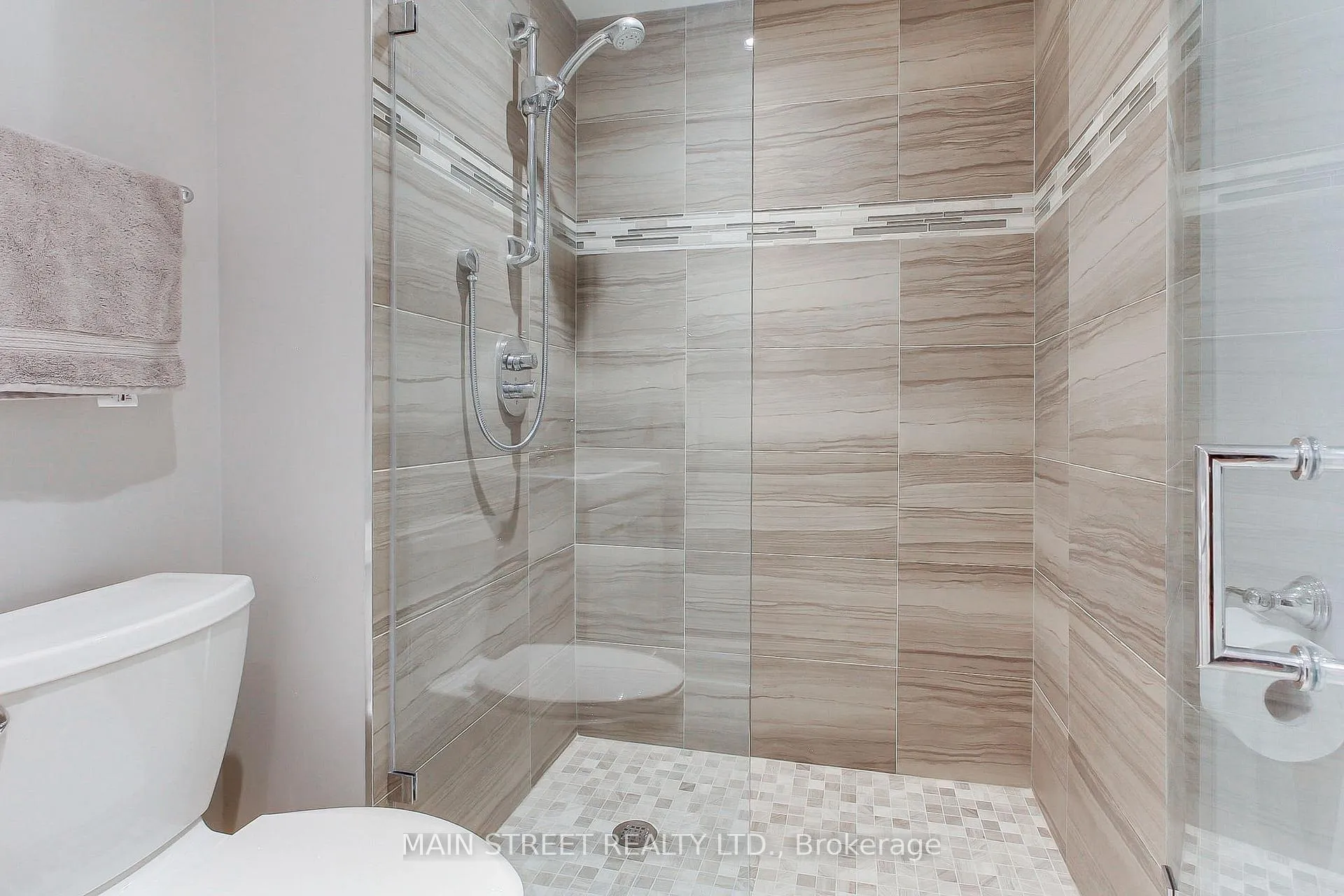 Photo 45 of 14 Reginald Lamb Crescent, Markham, Box Grove — HOMEH
