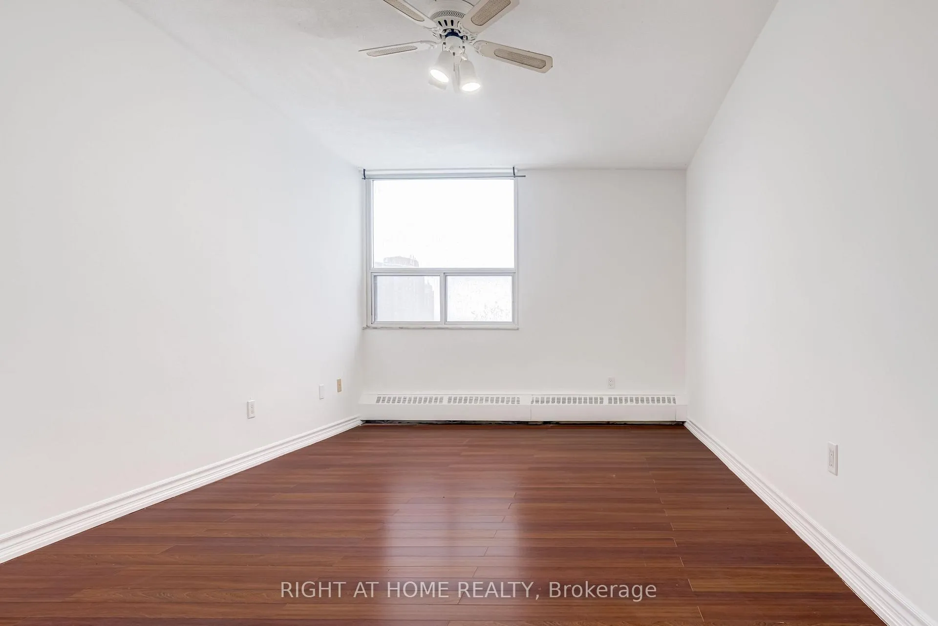Photo 19 of Unit 802, 551 The West Mall, Etobicoke, Etobicoke West Mall — HOMEH