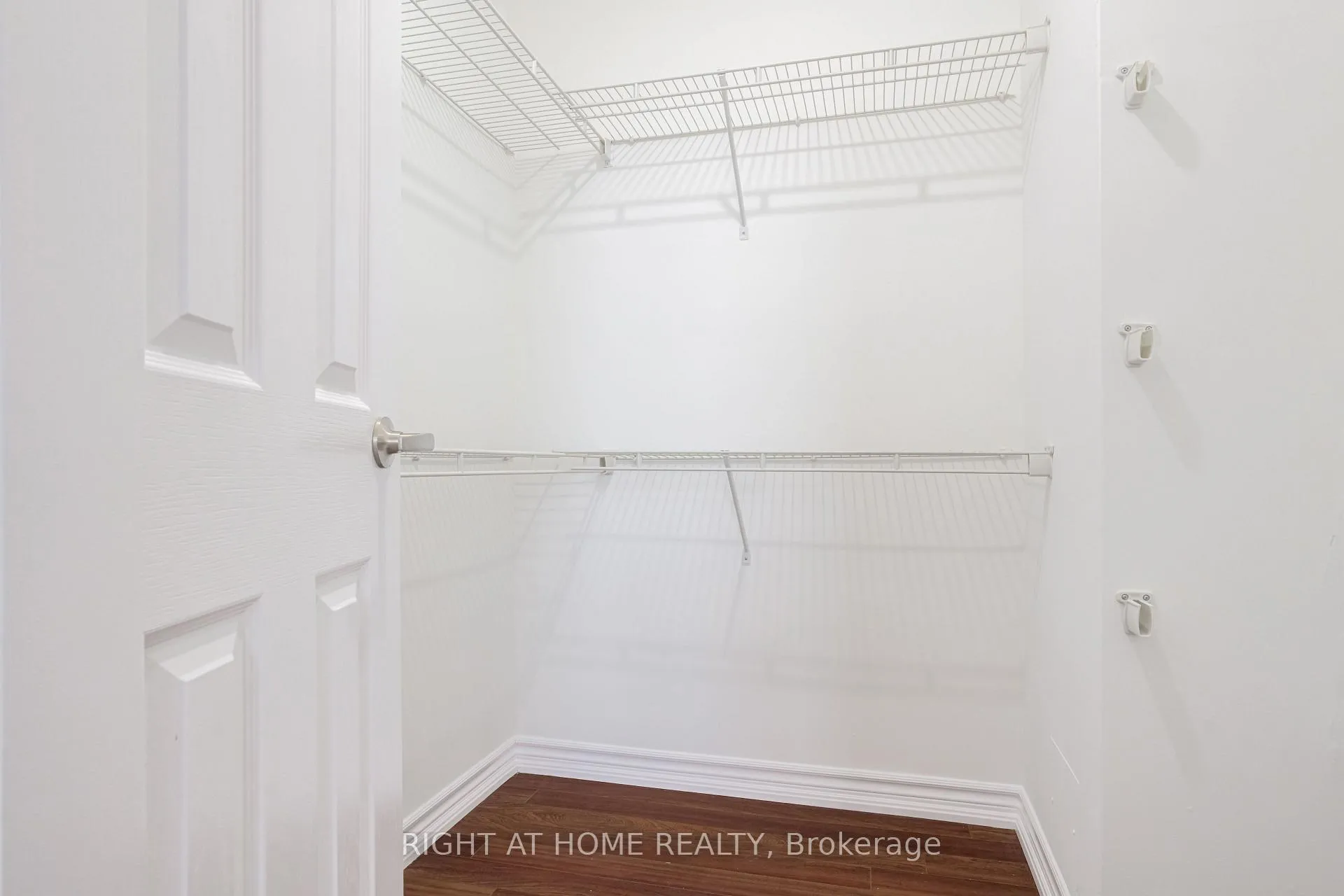 Photo 21 of Unit 802, 551 The West Mall, Etobicoke, Etobicoke West Mall — HOMEH