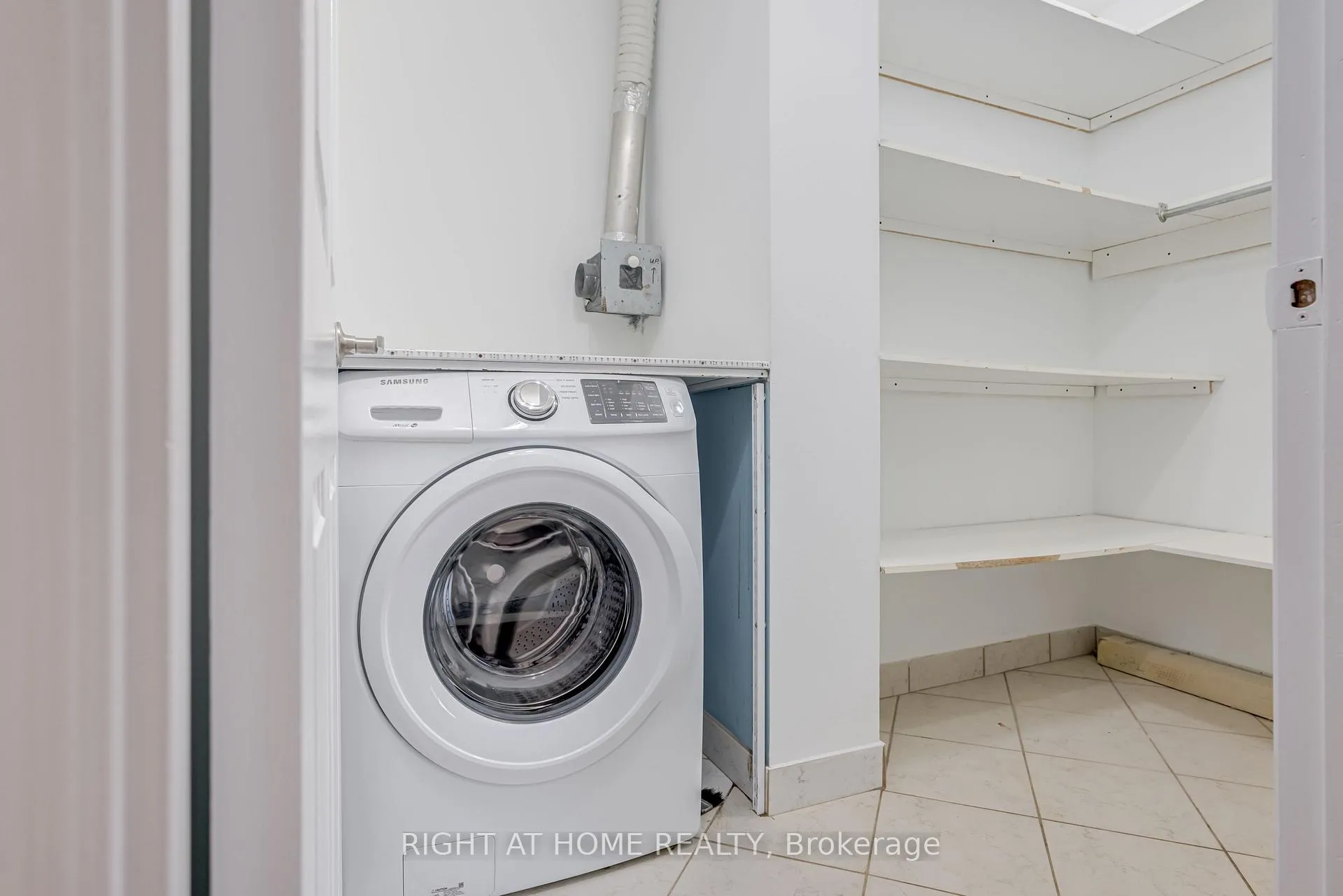 Photo 26 of Unit 802, 551 The West Mall, Etobicoke, Etobicoke West Mall — HOMEH