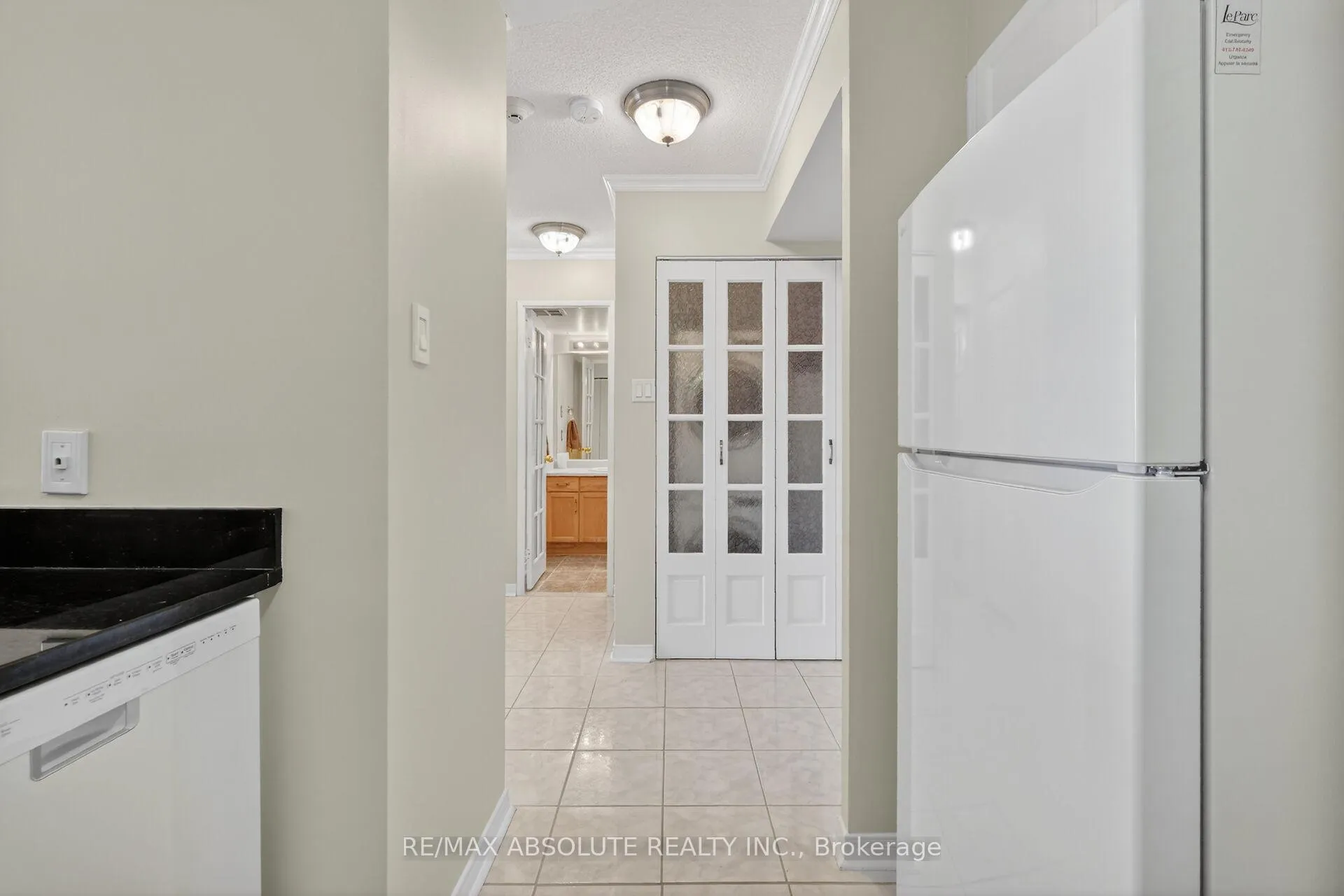 Photo 19 of Unit 806, 545 St Laurent Boulevard, Ottawa, Viscount Alexander Park — HOMEH