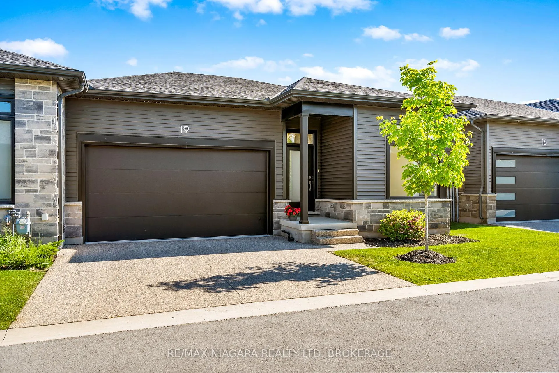 Photo 2 of Unit 19, 8974 Willoughby Drive, Niagara Falls, Chippawa — HOMEH