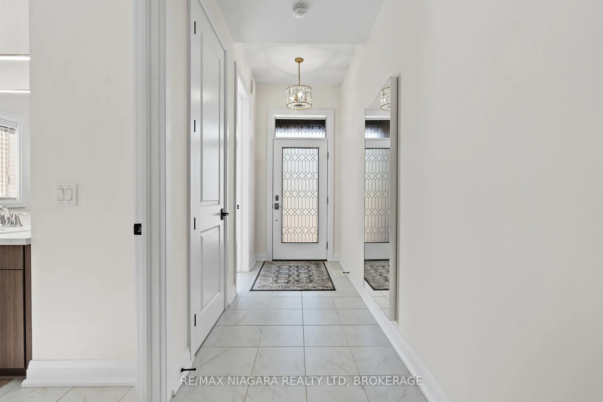 Photo 5 of Unit 19, 8974 Willoughby Drive, Niagara Falls, Chippawa — HOMEH