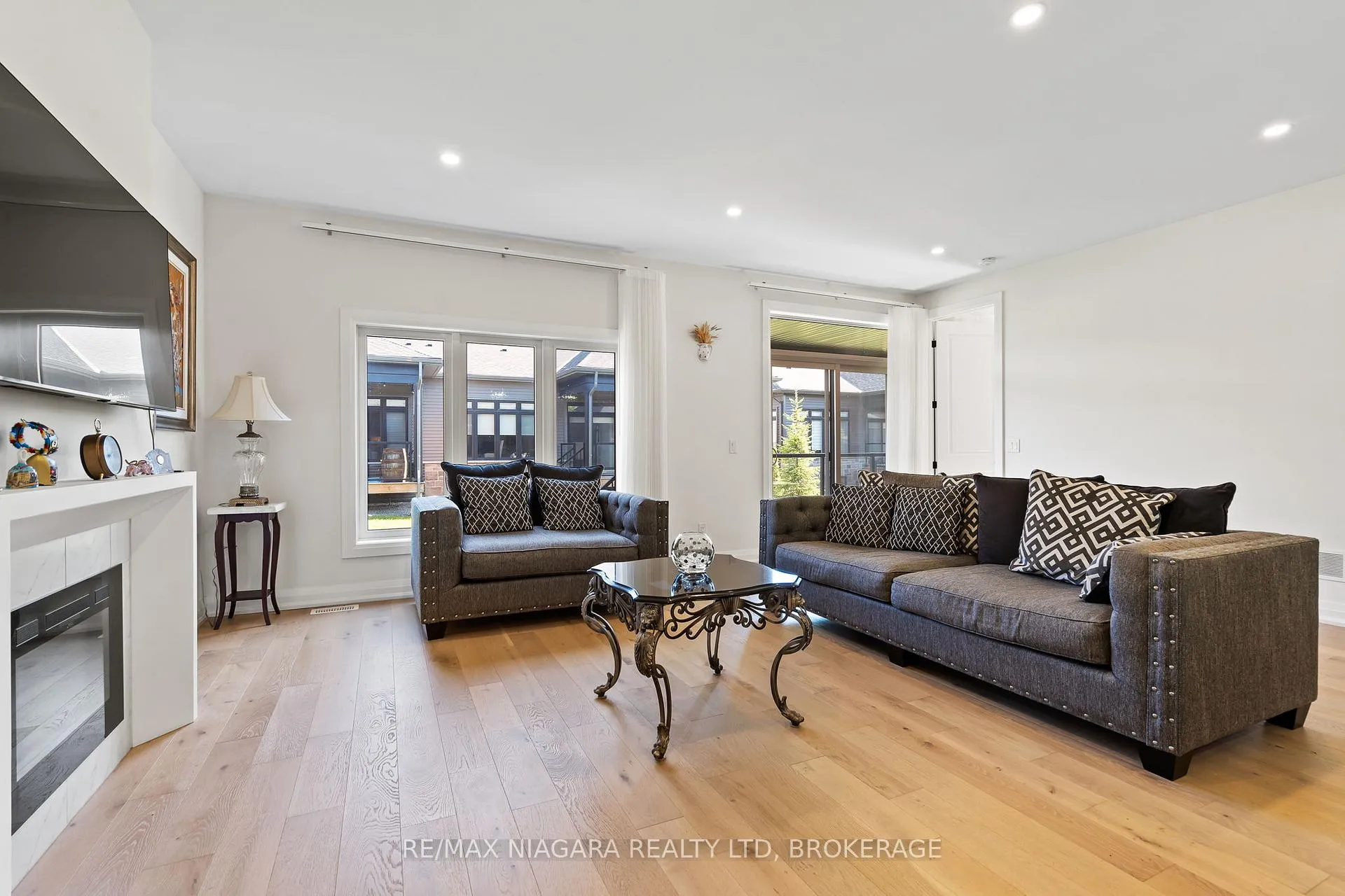 Photo 13 of Unit 19, 8974 Willoughby Drive, Niagara Falls, Chippawa — HOMEH