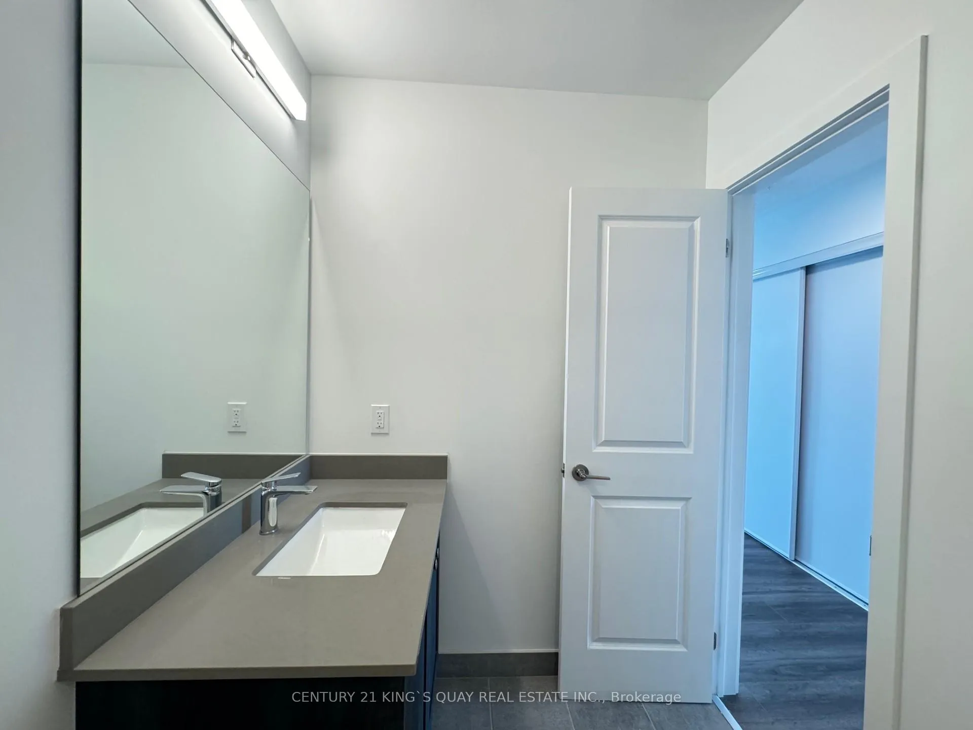 Photo 11 of Unit 308, 385 Arctic Red Drive, Oshawa, Windfields — HOMEH