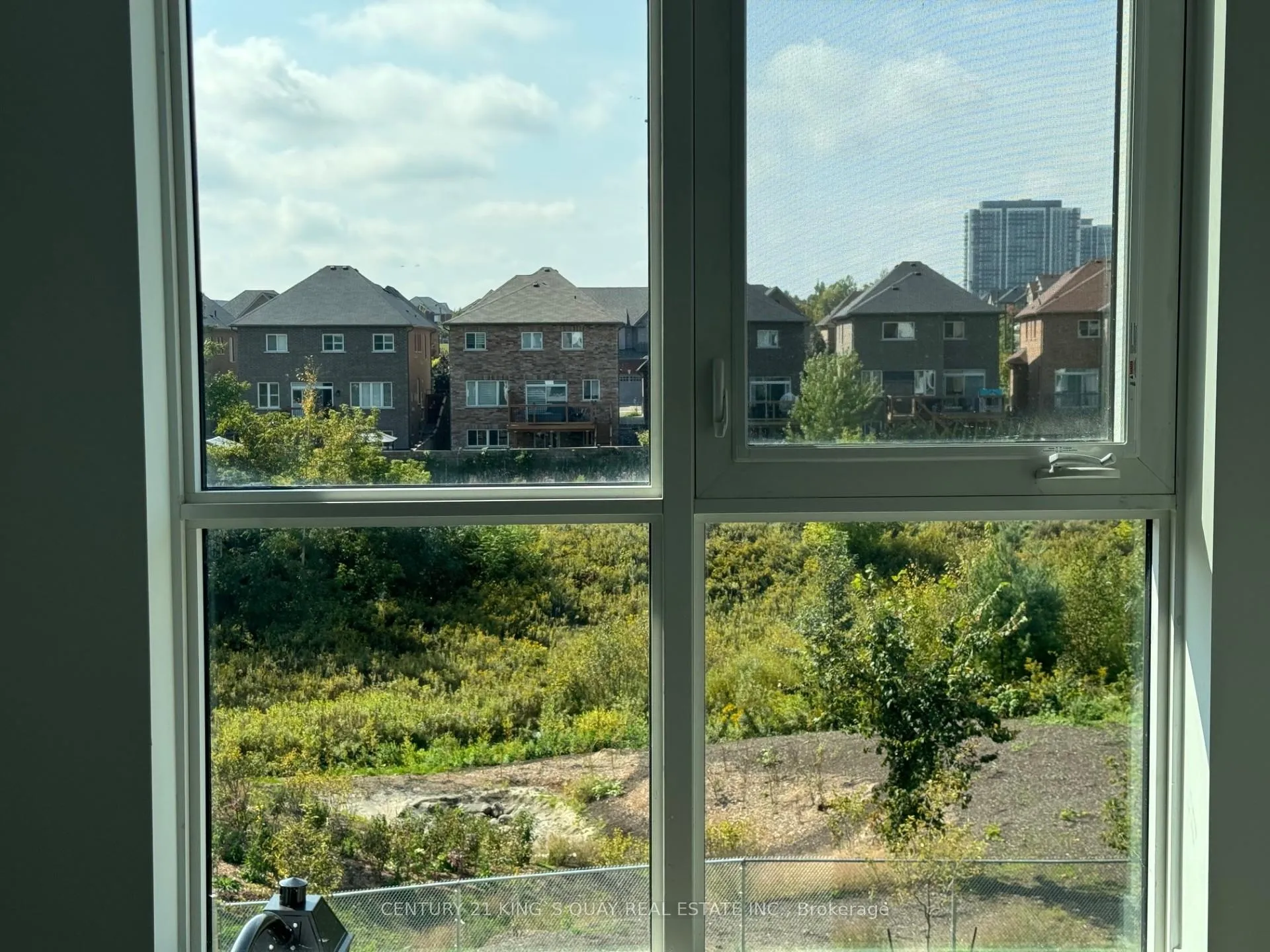 Photo 17 of Unit 308, 385 Arctic Red Drive, Oshawa, Windfields — HOMEH