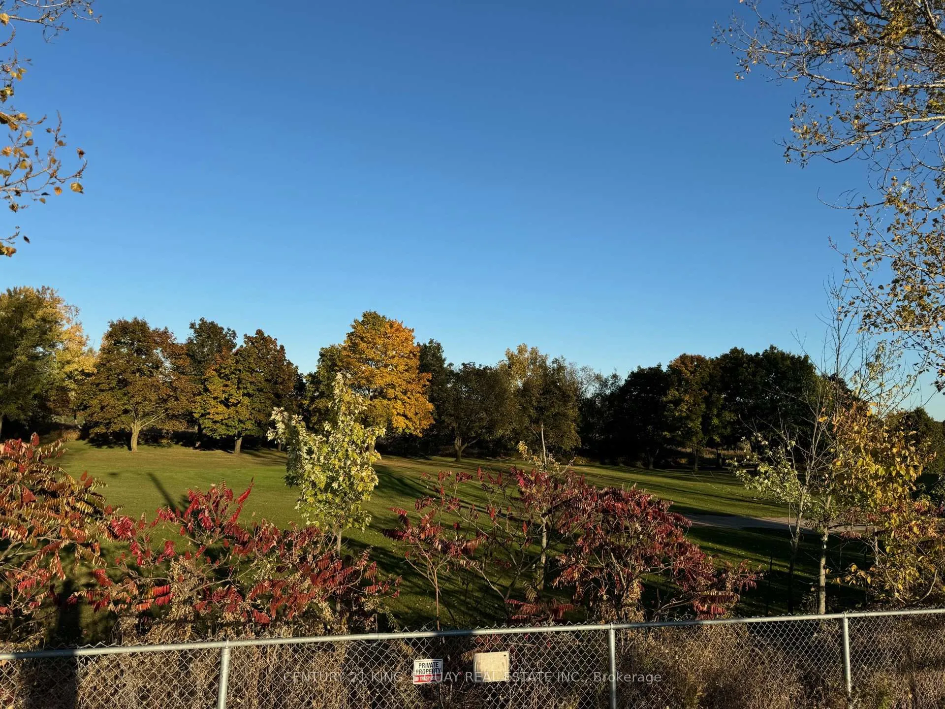 Photo 19 of Unit 308, 385 Arctic Red Drive, Oshawa, Windfields — HOMEH