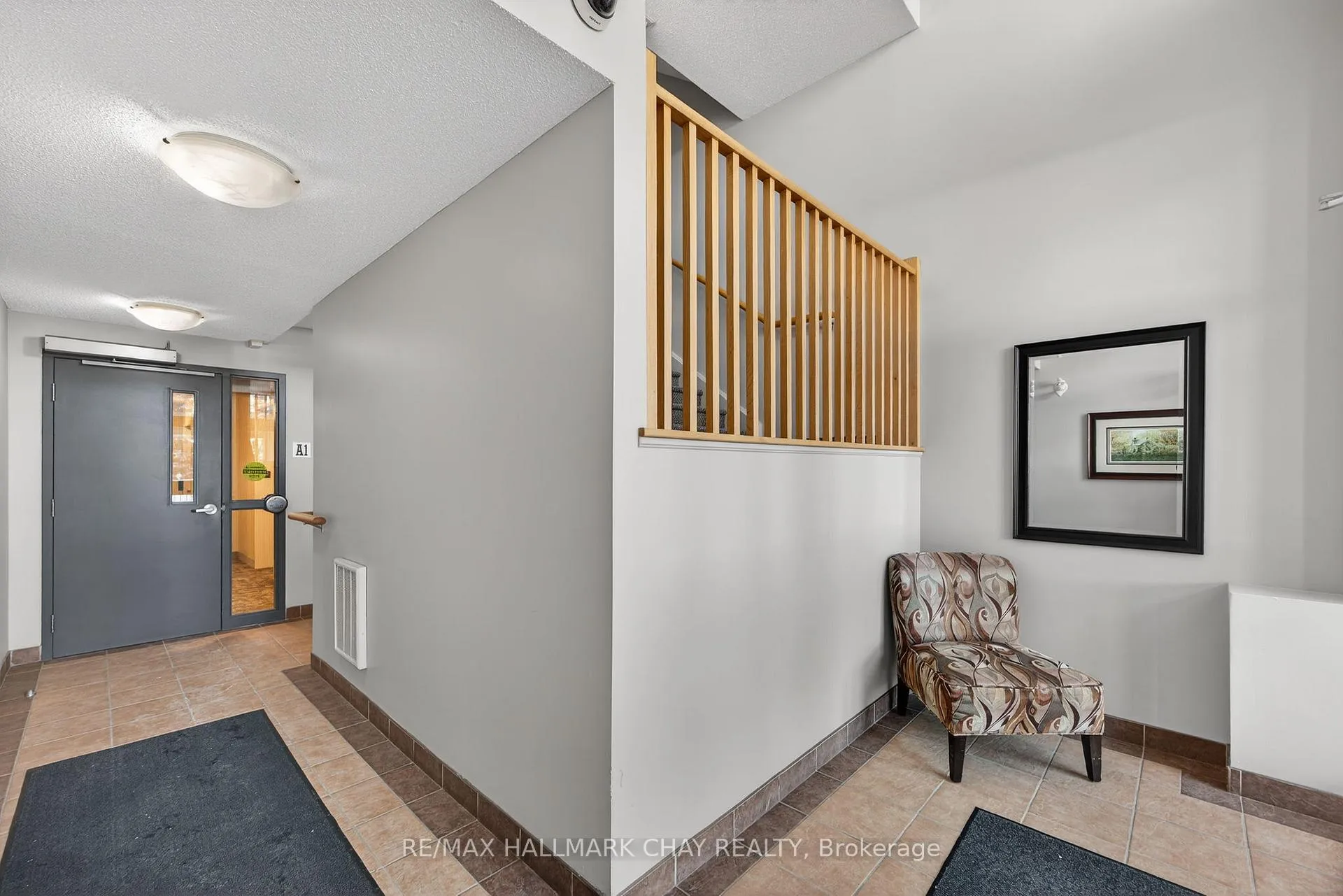 Photo 5 of Unit 3, 41 Coulter Street, Barrie, Sunnidale — HOMEH