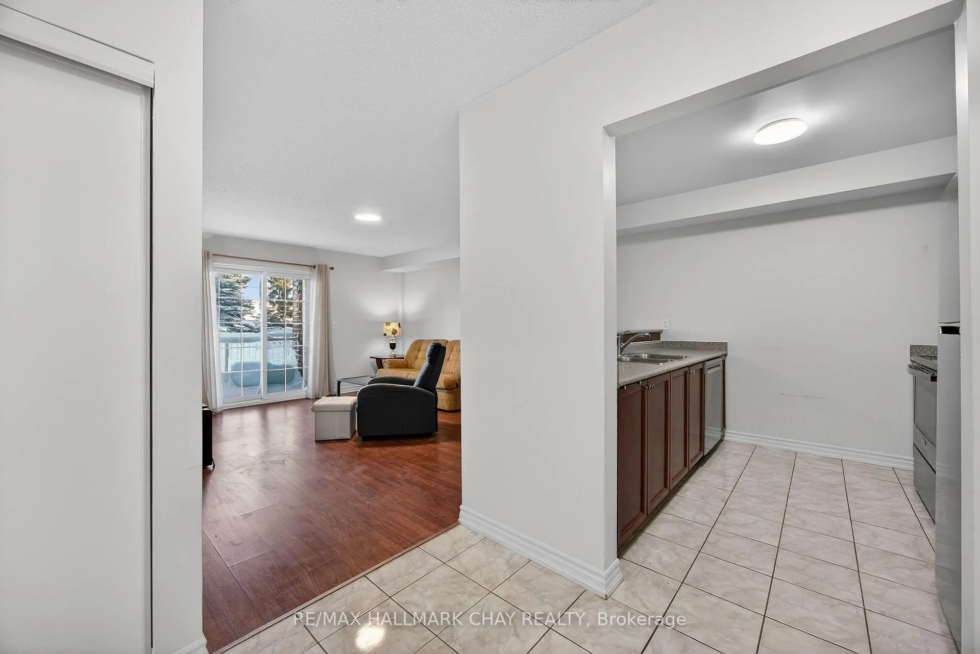 Photo 8 of Unit 3, 41 Coulter Street, Barrie, Sunnidale — HOMEH