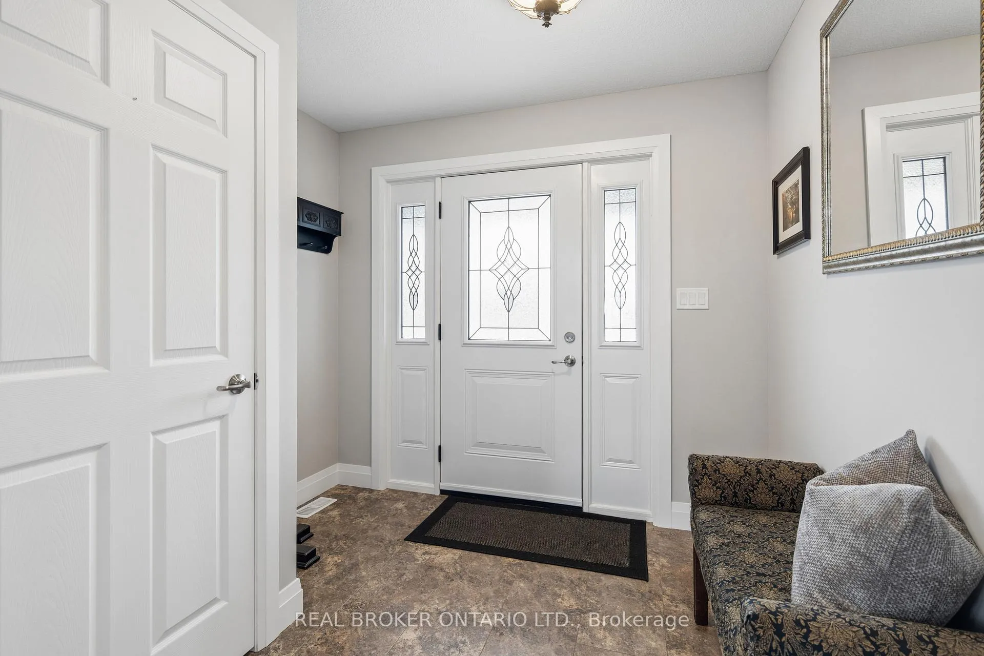 Photo 9 of 480 Grand Trunk Street, Minto — HOMEH