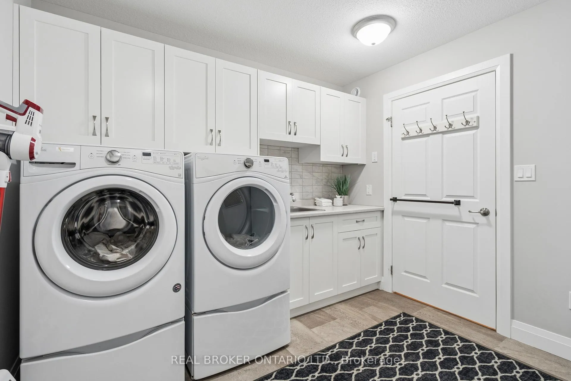 Photo 17 of 480 Grand Trunk Street, Minto — HOMEH