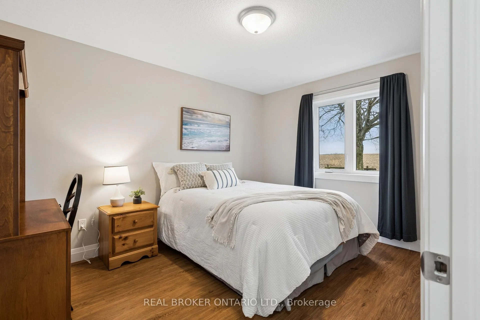 Photo 19 of 480 Grand Trunk Street, Minto — HOMEH