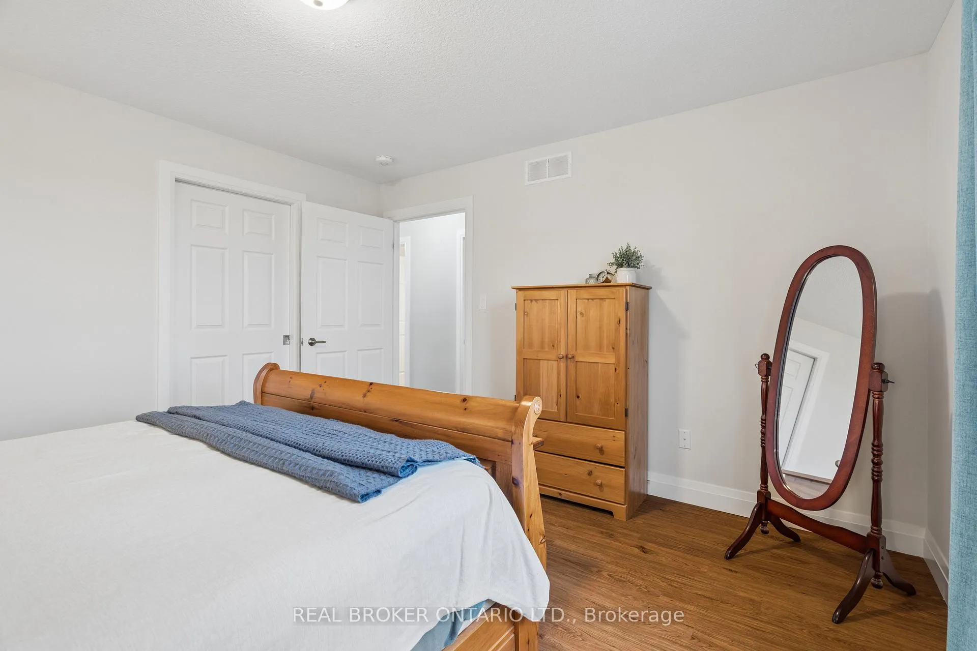Photo 22 of 480 Grand Trunk Street, Minto — HOMEH