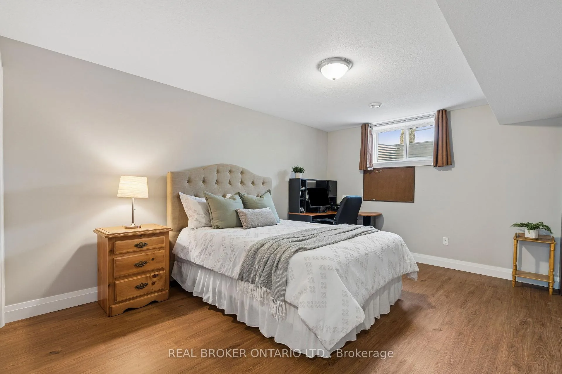 Photo 29 of 480 Grand Trunk Street, Minto — HOMEH