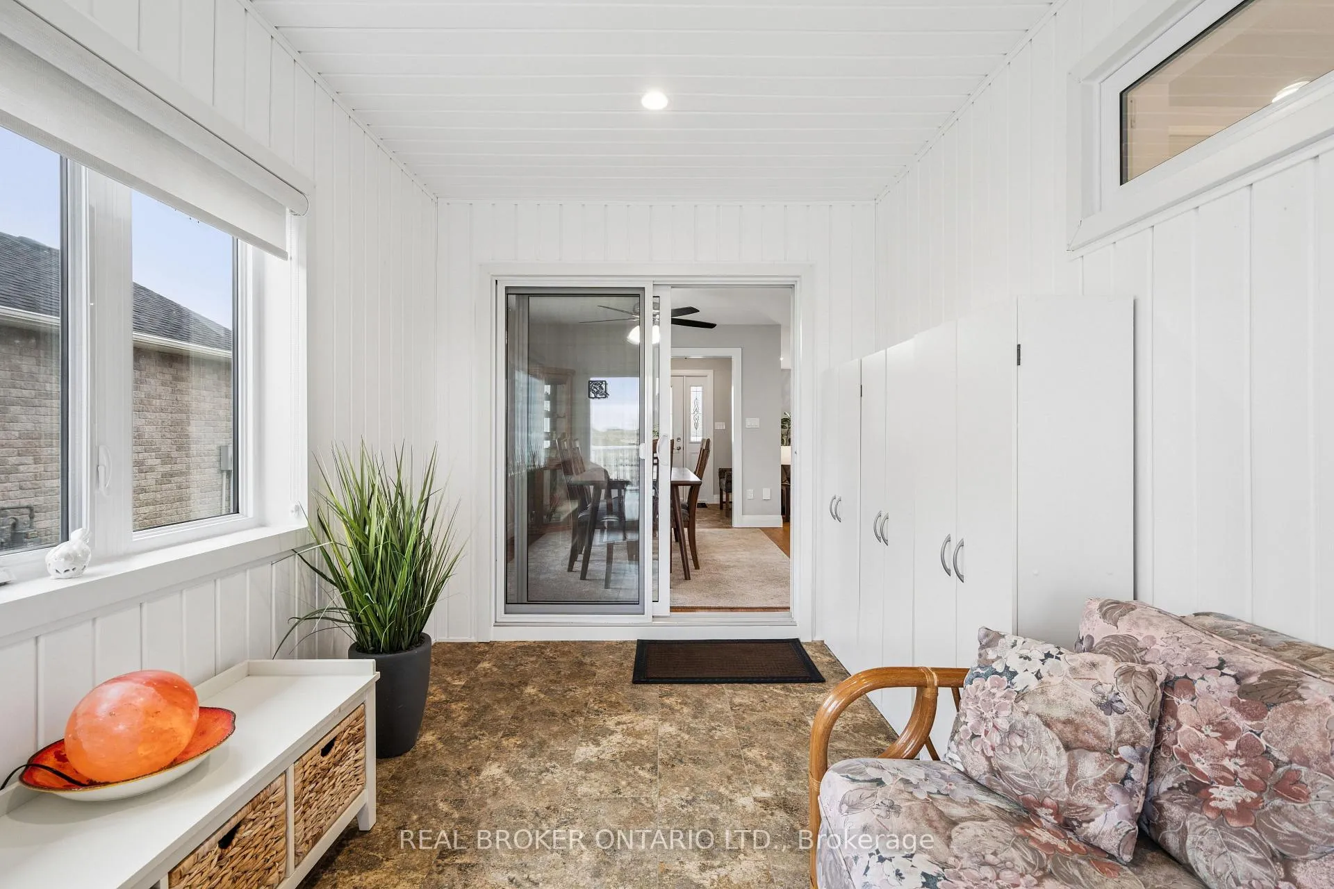 Photo 32 of 480 Grand Trunk Street, Minto — HOMEH