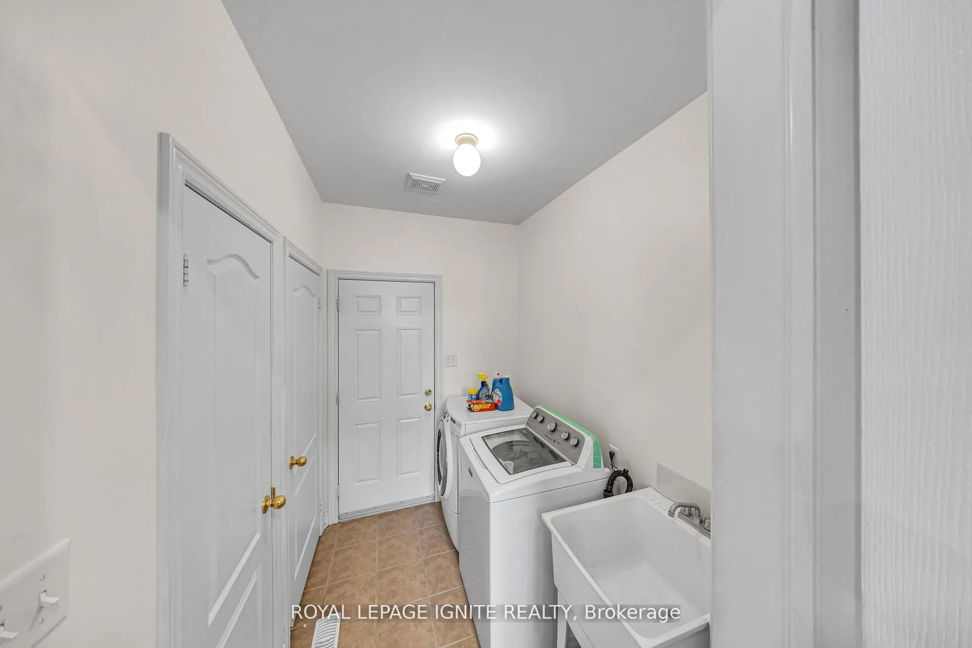 Photo 17 of 59 Boswell Road, Markham, Box Grove — HOMEH