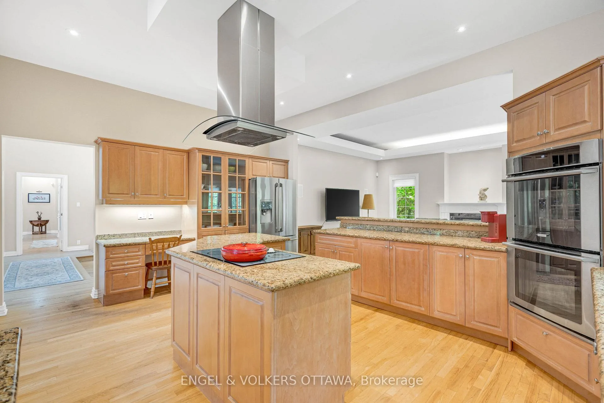 Photo 12 of 5 Countryside Green, Ottawa, Cedar Hill/Orchard Estates — HOMEH
