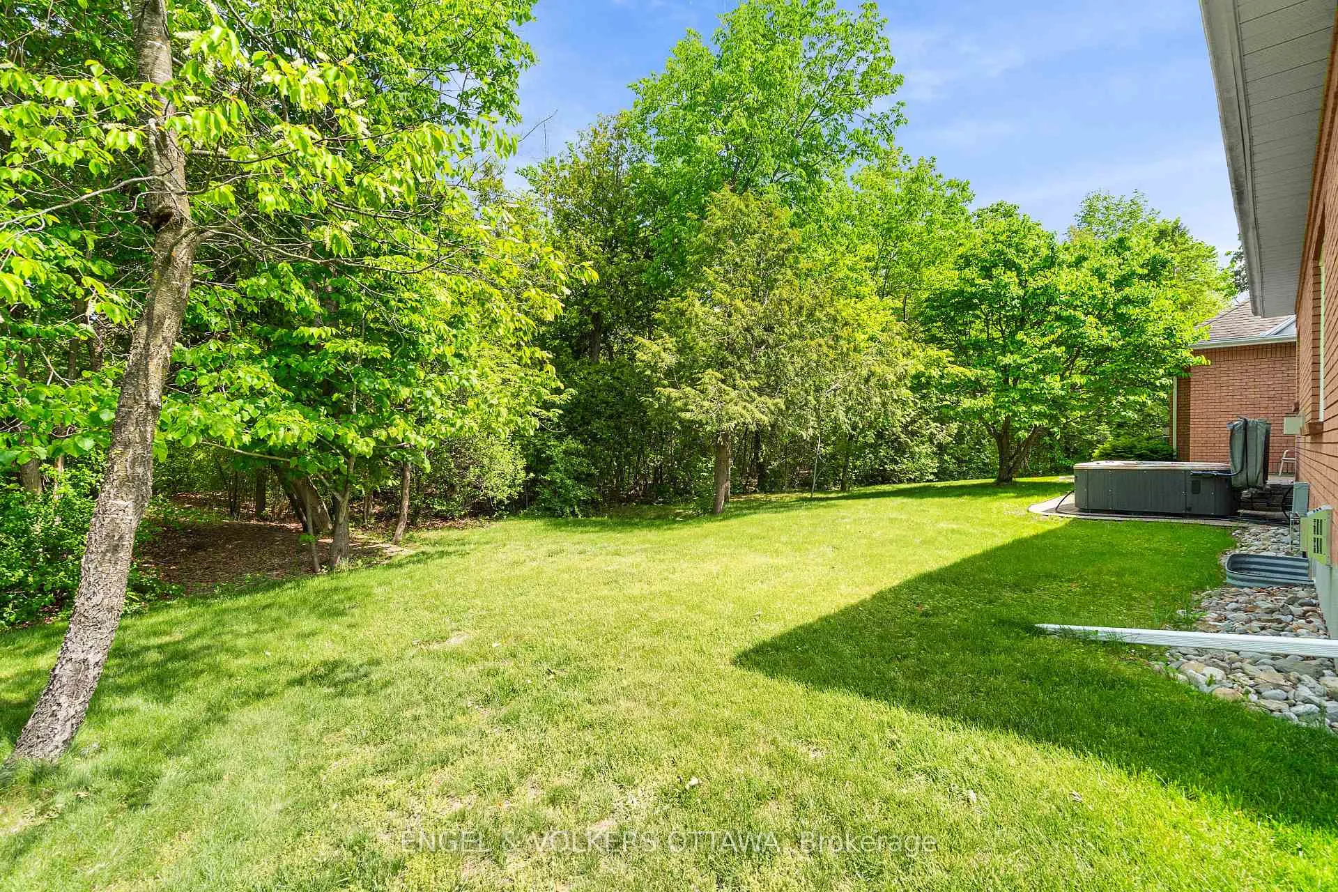 Photo 41 of 5 Countryside Green, Ottawa, Cedar Hill/Orchard Estates — HOMEH