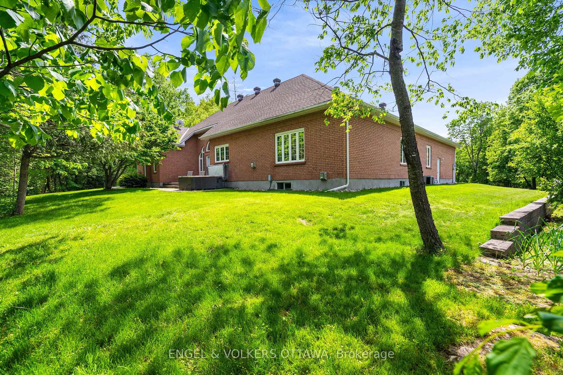 Photo 42 of 5 Countryside Green, Ottawa, Cedar Hill/Orchard Estates — HOMEH