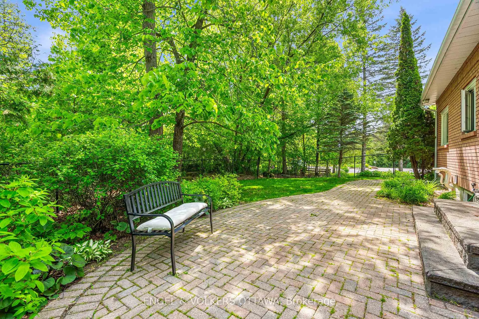 Photo 44 of 5 Countryside Green, Ottawa, Cedar Hill/Orchard Estates — HOMEH