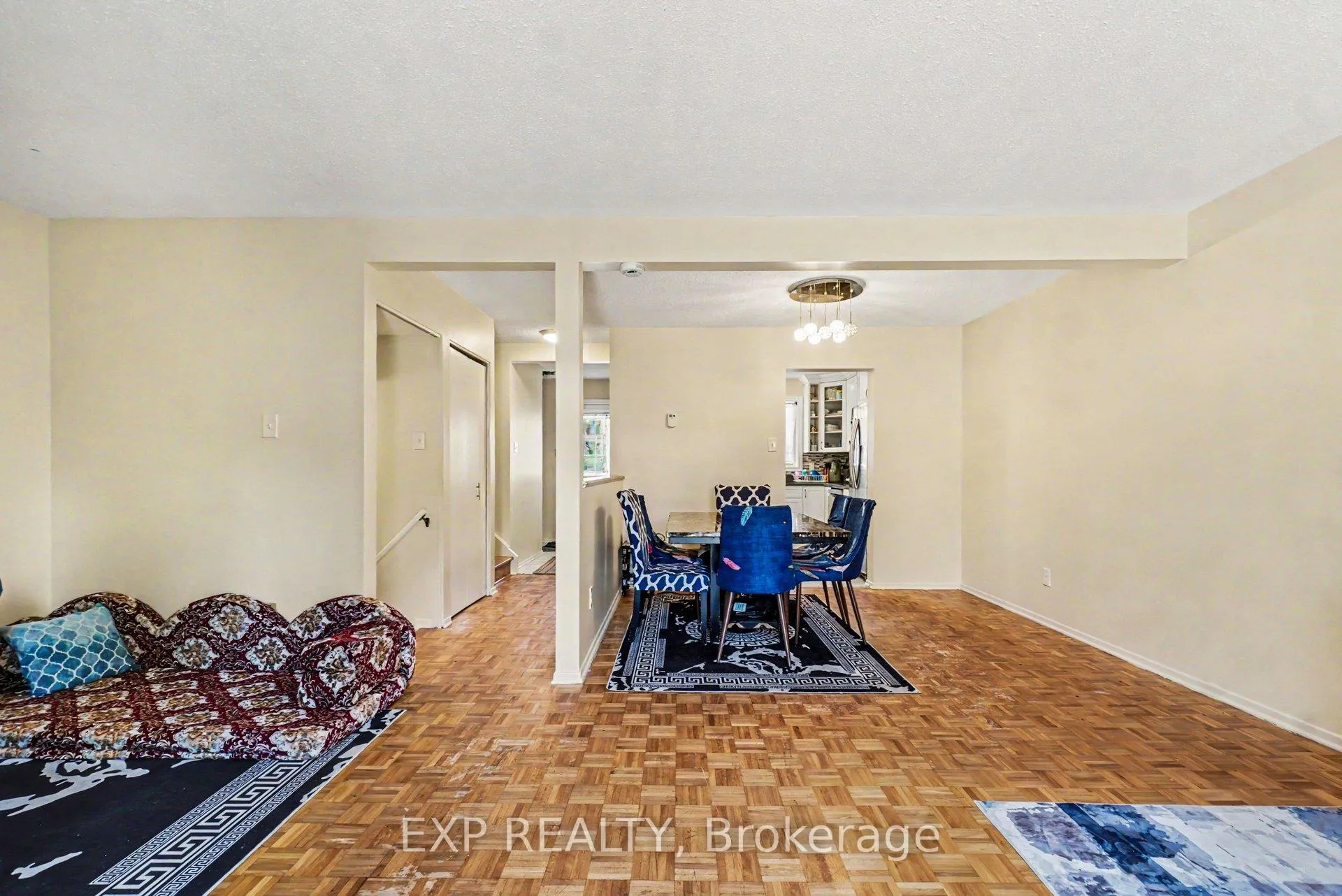 Photo 5 of Unit 6, 1565 Heron Road, Ottawa, Guildwood Estates - Urbandale Acres — HOMEH