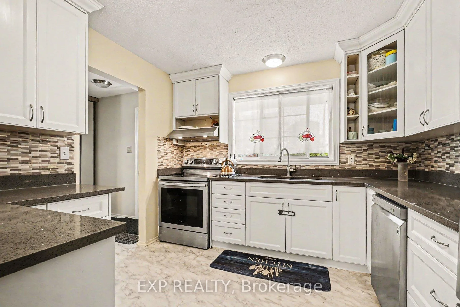 Photo 11 of Unit 6, 1565 Heron Road, Ottawa, Guildwood Estates - Urbandale Acres — HOMEH