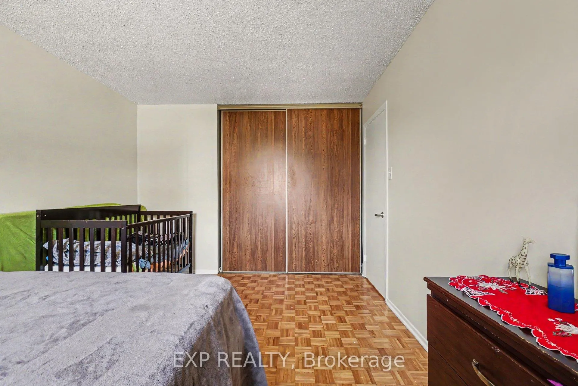 Photo 16 of Unit 6, 1565 Heron Road, Ottawa, Guildwood Estates - Urbandale Acres — HOMEH