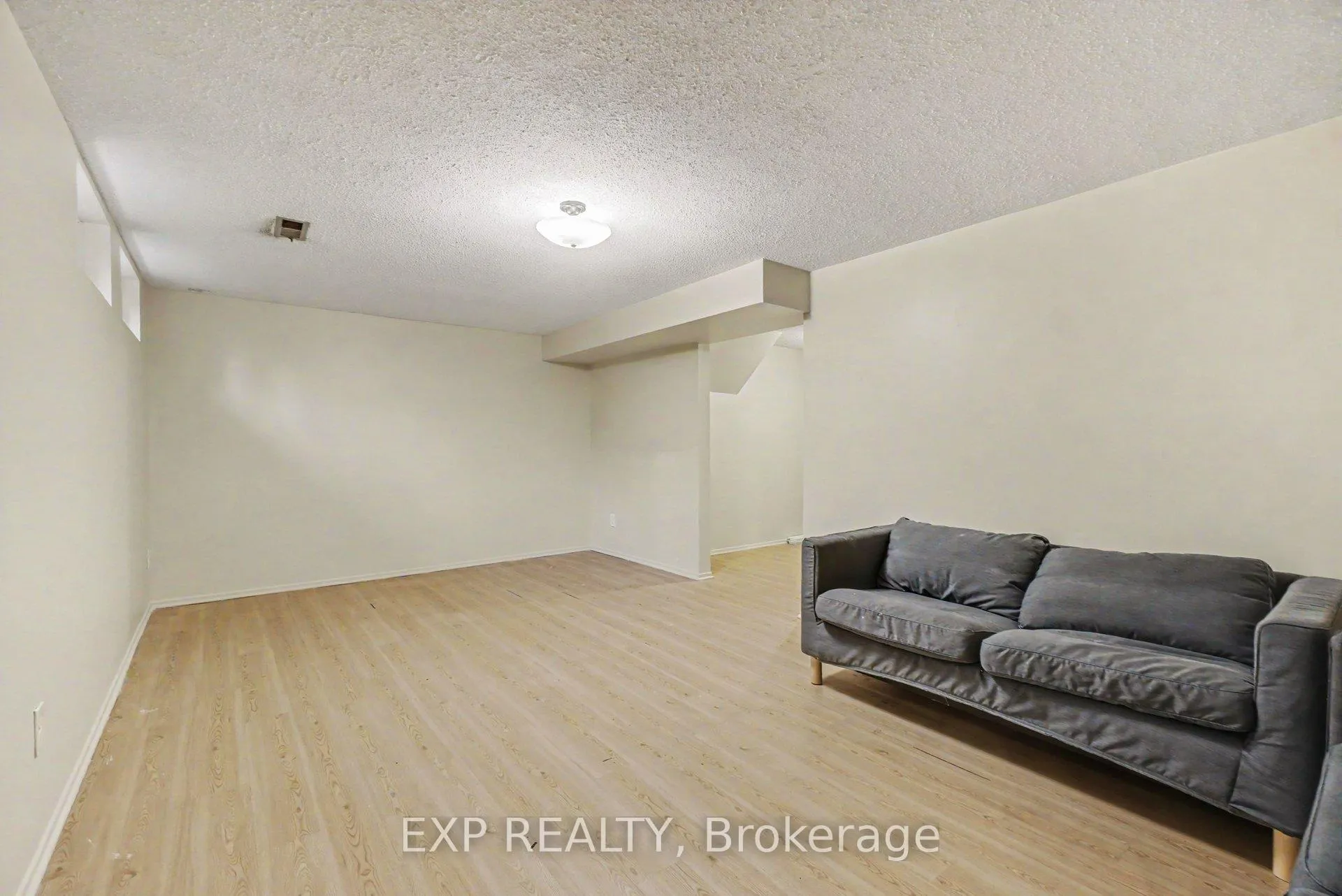 Photo 20 of Unit 6, 1565 Heron Road, Ottawa, Guildwood Estates - Urbandale Acres — HOMEH