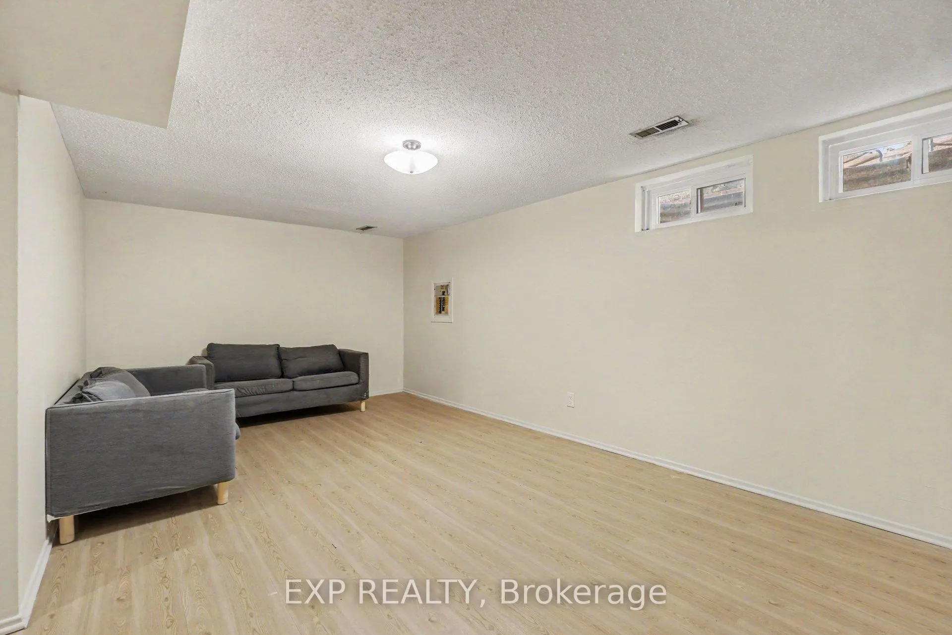 Photo 21 of Unit 6, 1565 Heron Road, Ottawa, Guildwood Estates - Urbandale Acres — HOMEH