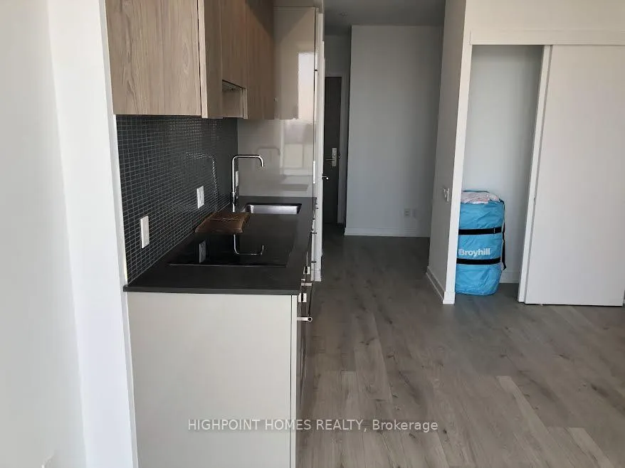Photo 23 of Unit 4312, 161 Roehampton Avenue, Toronto, Mount Pleasant West — HOMEH