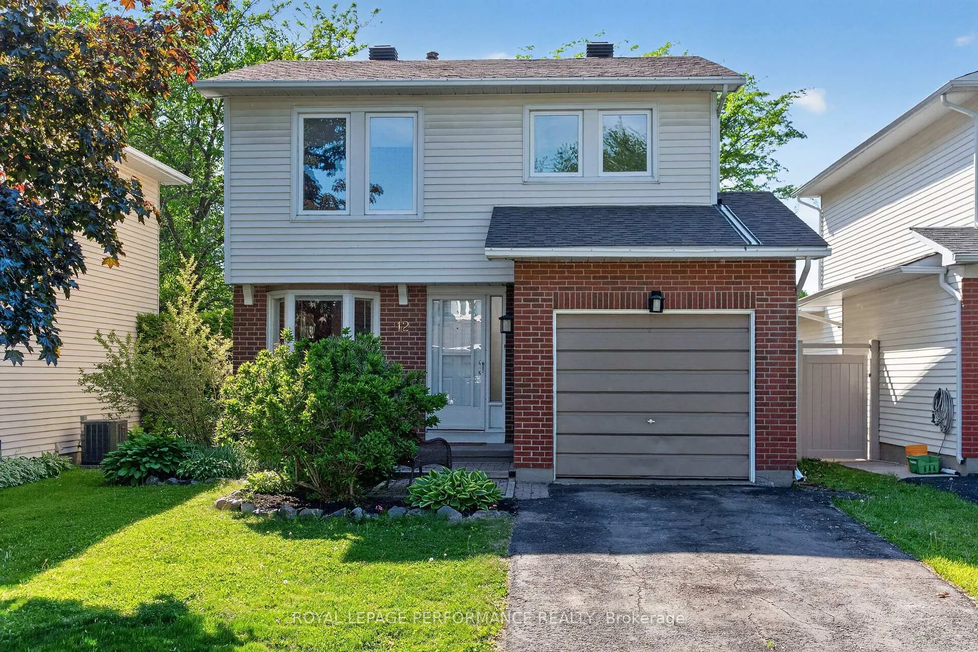 Photo 1 of 12 Barra Avenue, Ottawa, Kanata - Glencairn/Hazeldean — HOMEH
