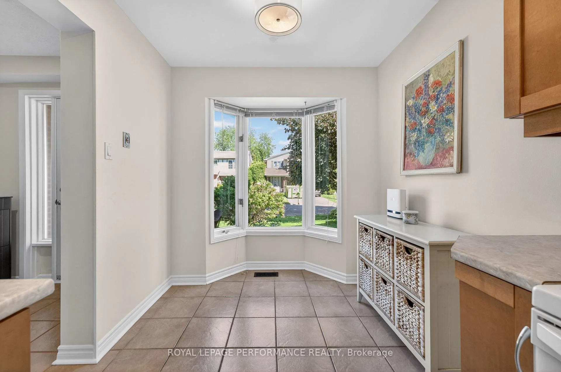 Photo 13 of 12 Barra Avenue, Ottawa, Kanata - Glencairn/Hazeldean — HOMEH