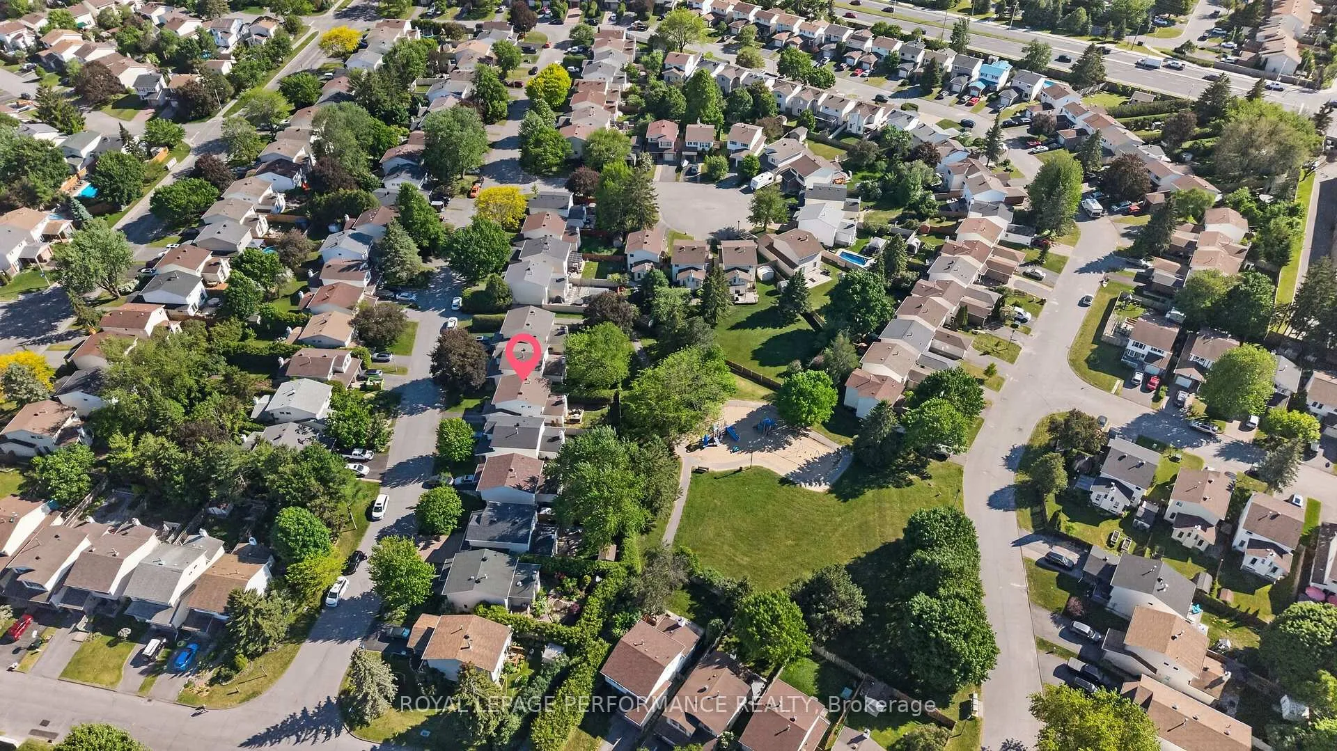 Photo 36 of 12 Barra Avenue, Ottawa, Kanata - Glencairn/Hazeldean — HOMEH