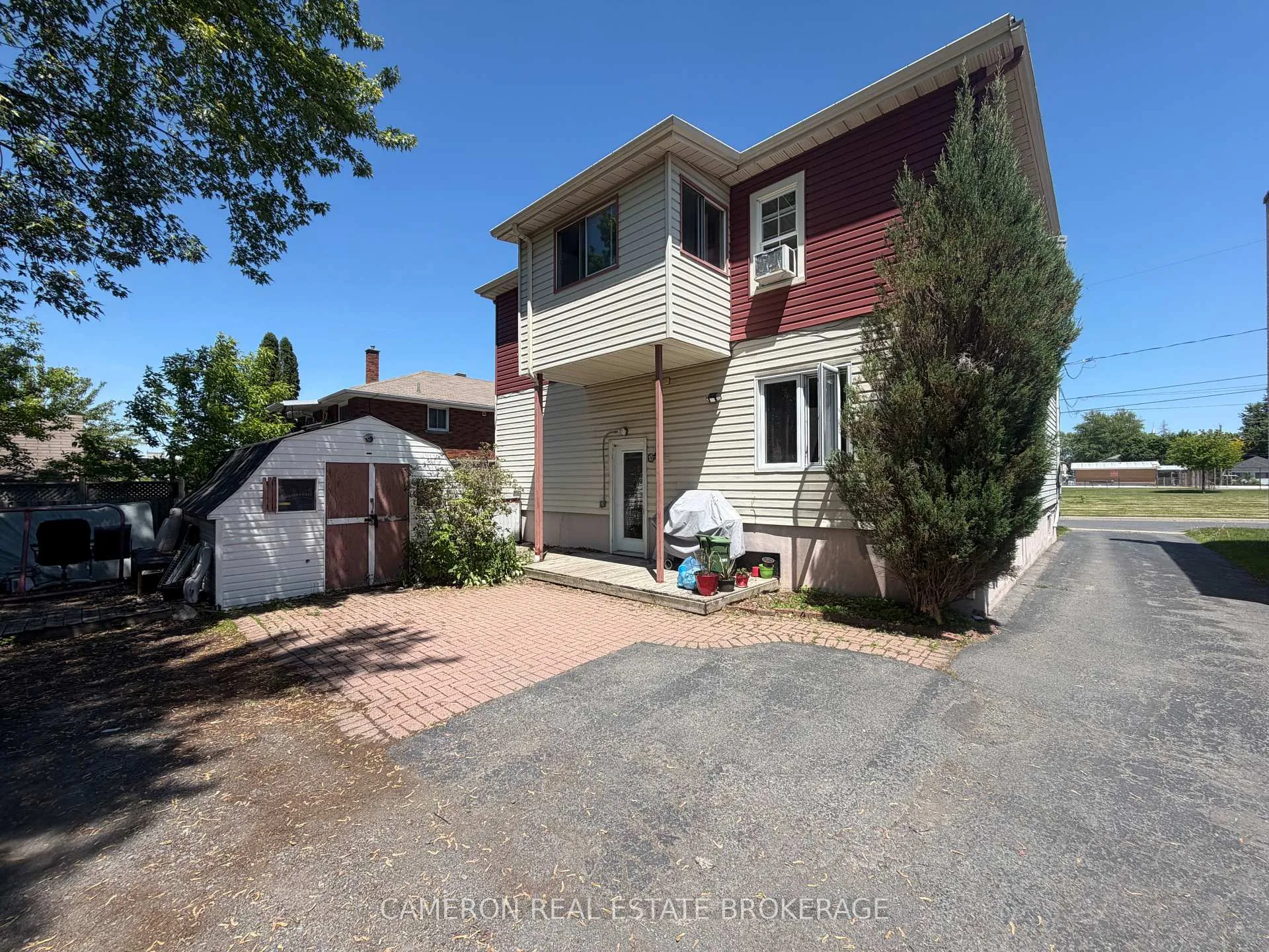 Photo 13 of 206-208 Gardner Avenue, Cornwall — HOMEH