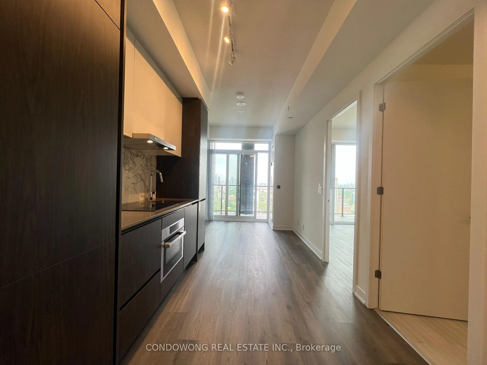 Photo 1 of Unit 4016, 180 Front Street E, Toronto, Moss Park — HOMEH