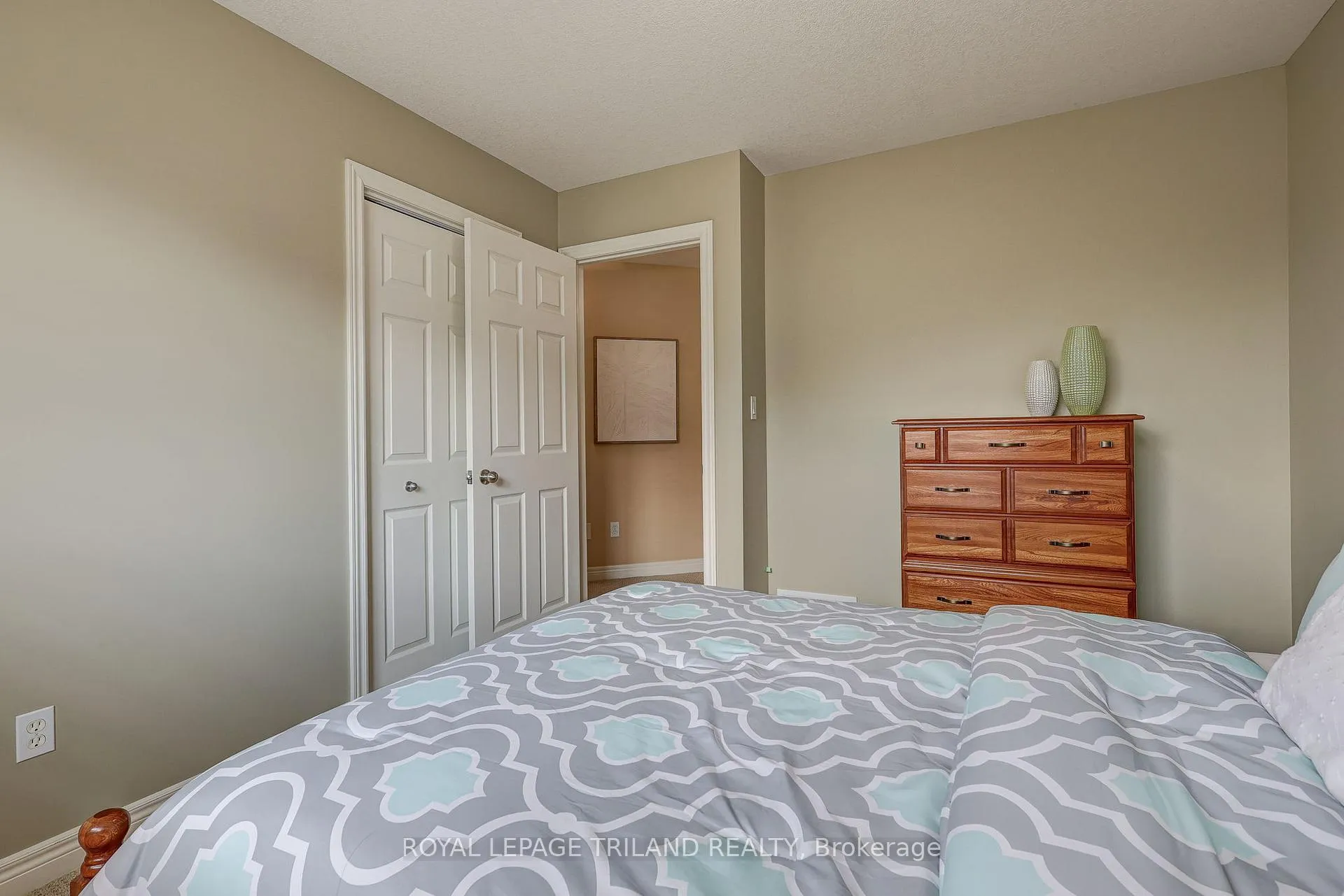 Photo 21 of 19 Oriole Lane, St. Thomas — HOMEH