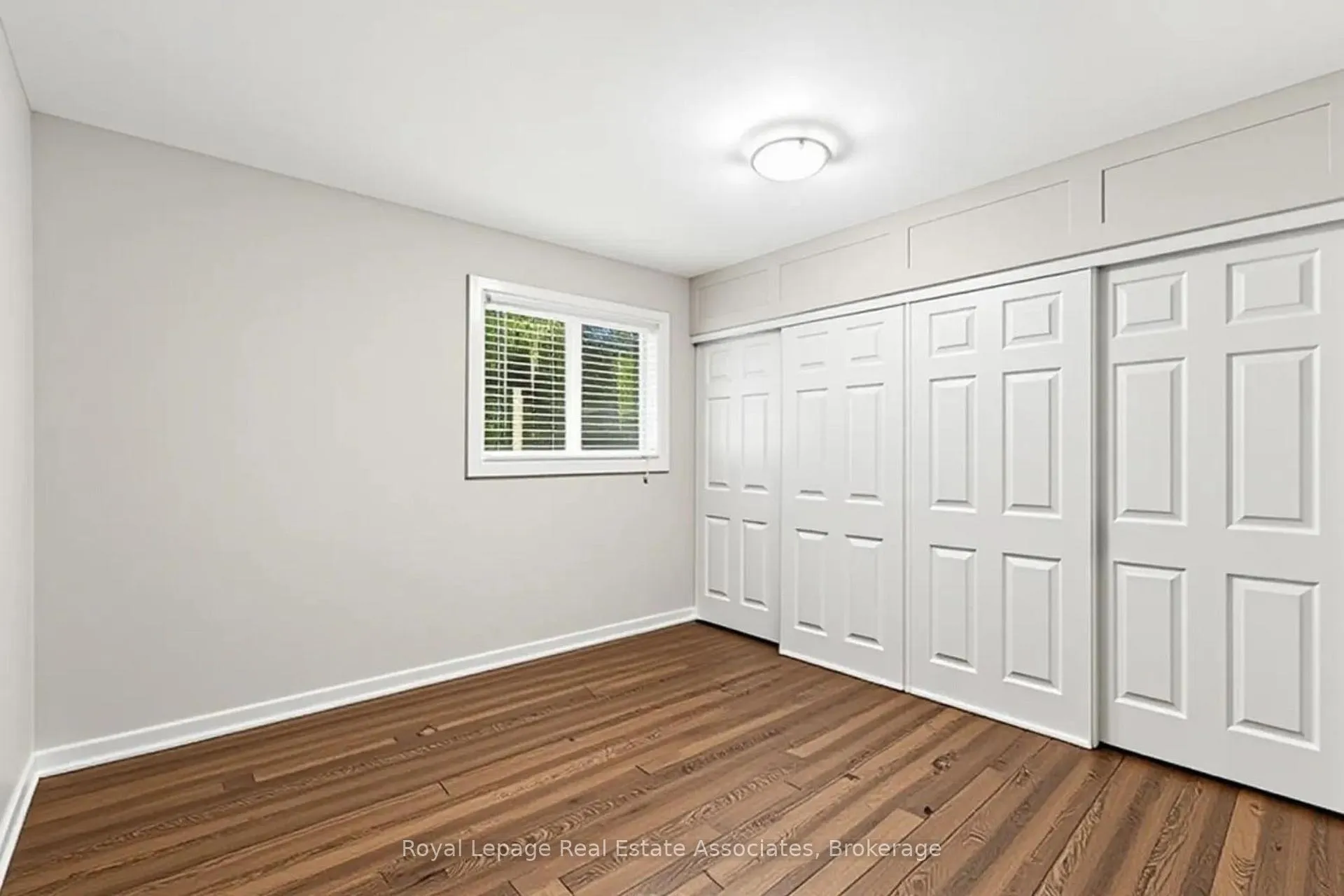 Photo 13 of 54 Frederick Street, Brampton, Downtown Brampton — HOMEH