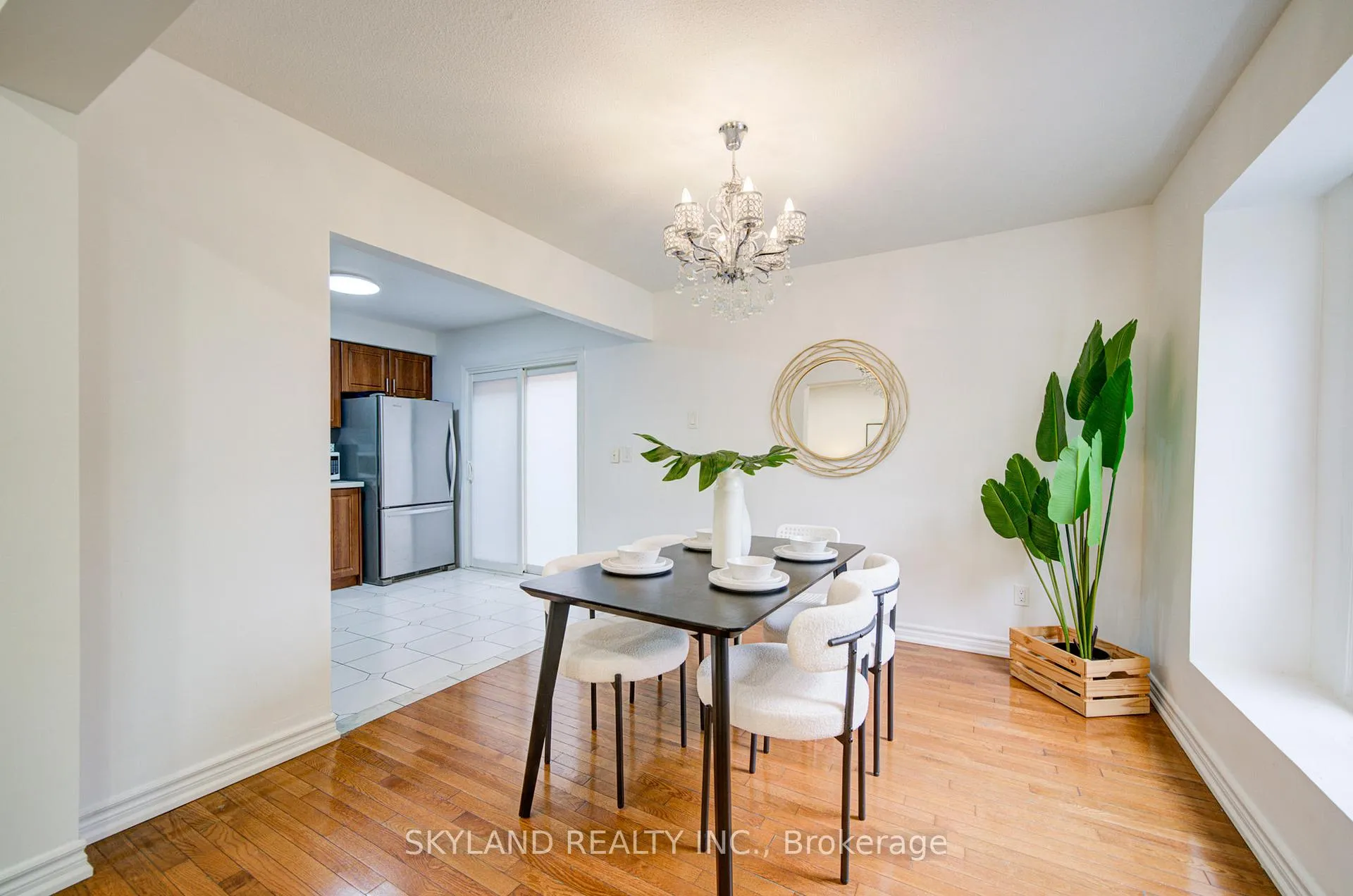 Photo 16 of 56 Upton Crescent, Markham, Milliken Mills West — HOMEH