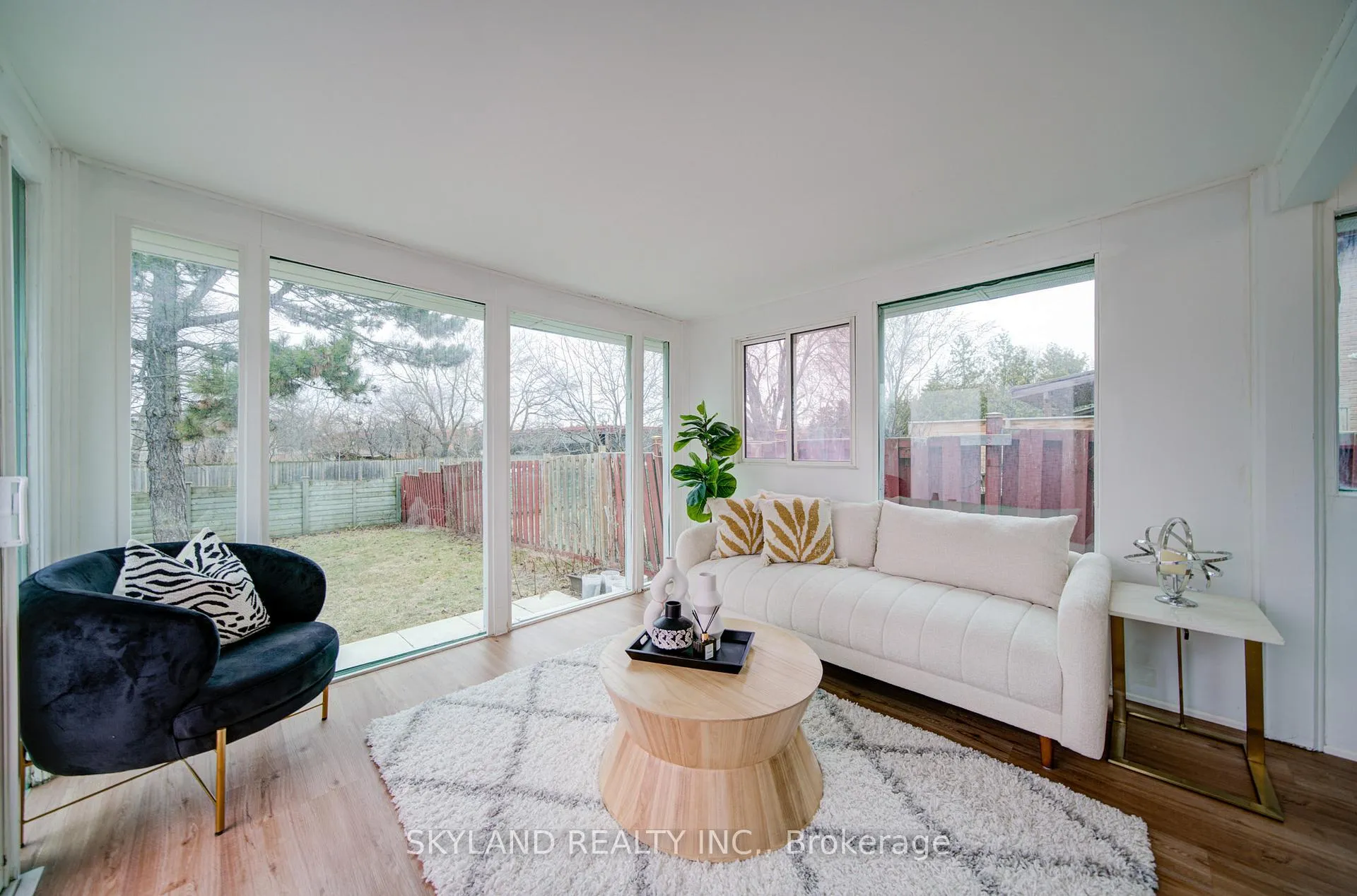 Photo 27 of 56 Upton Crescent, Markham, Milliken Mills West — HOMEH