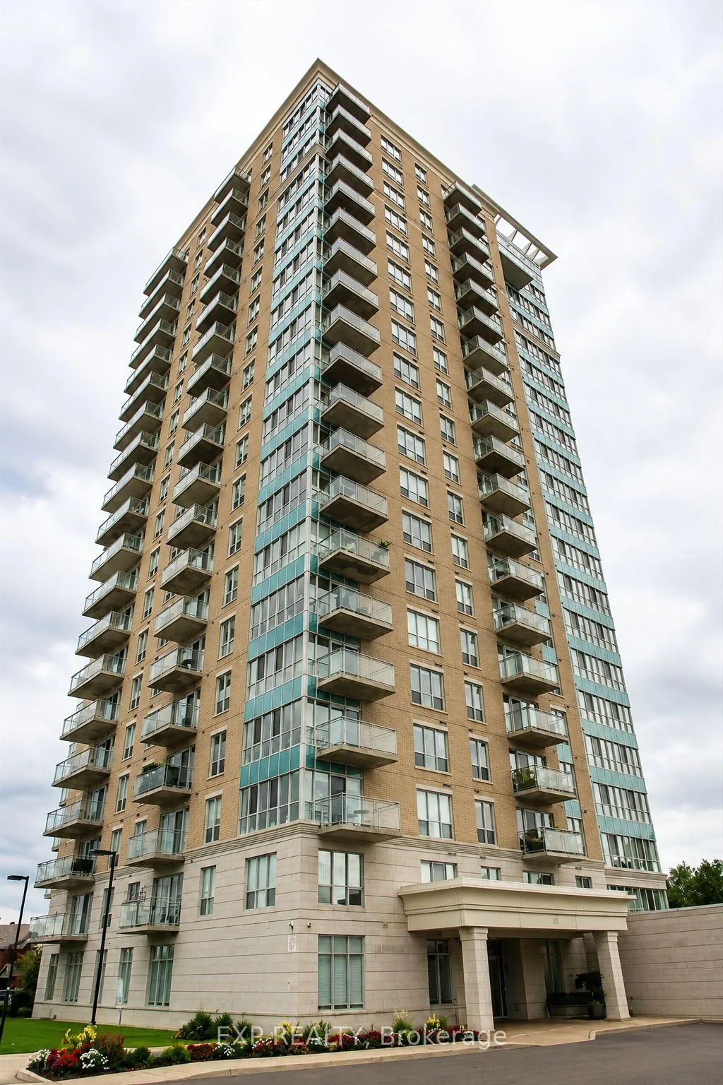 Front of Unit 204, 90 Landry Street