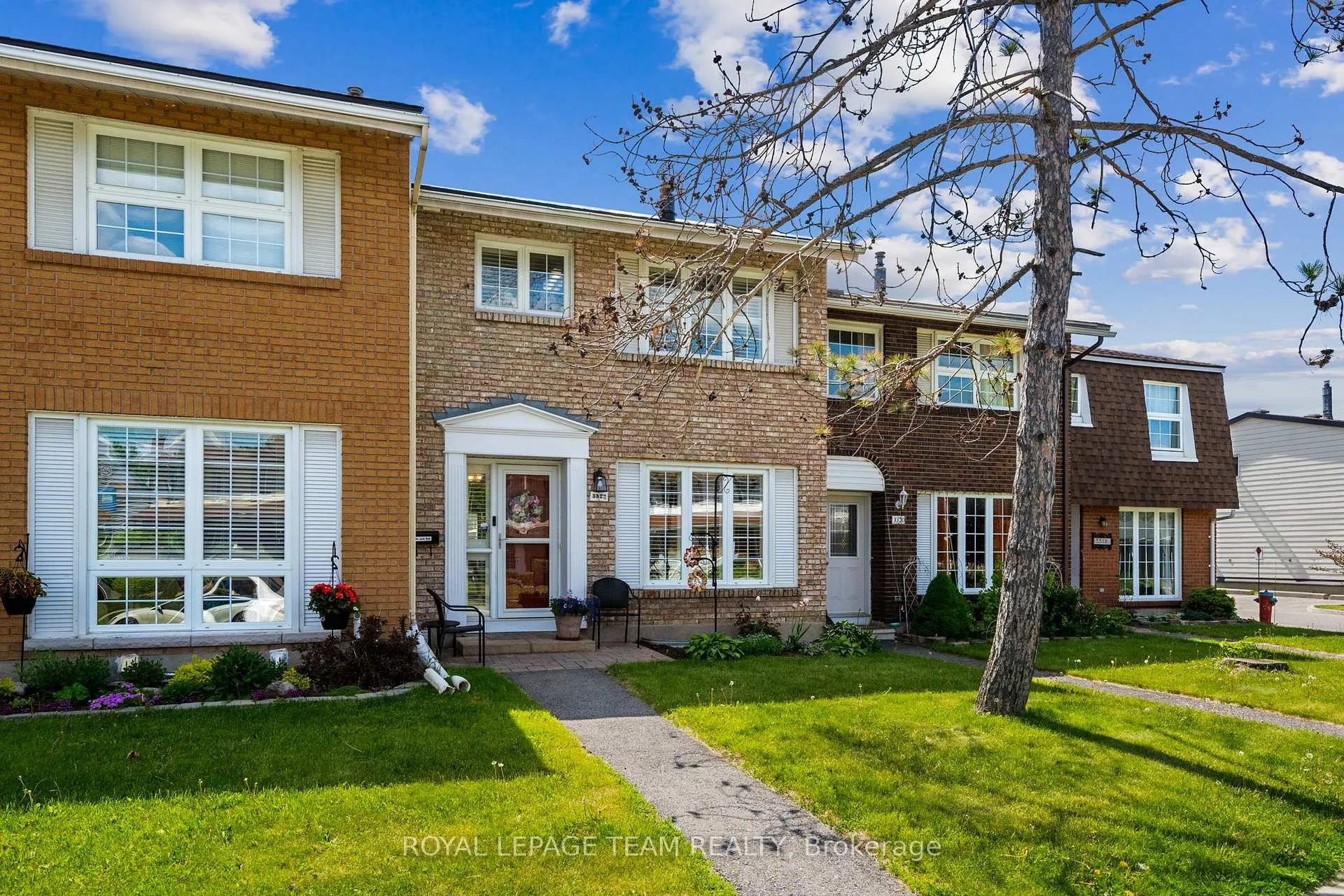 Photo 2 of 3322 Southgate Road, Ottawa, South Keys — HOMEH