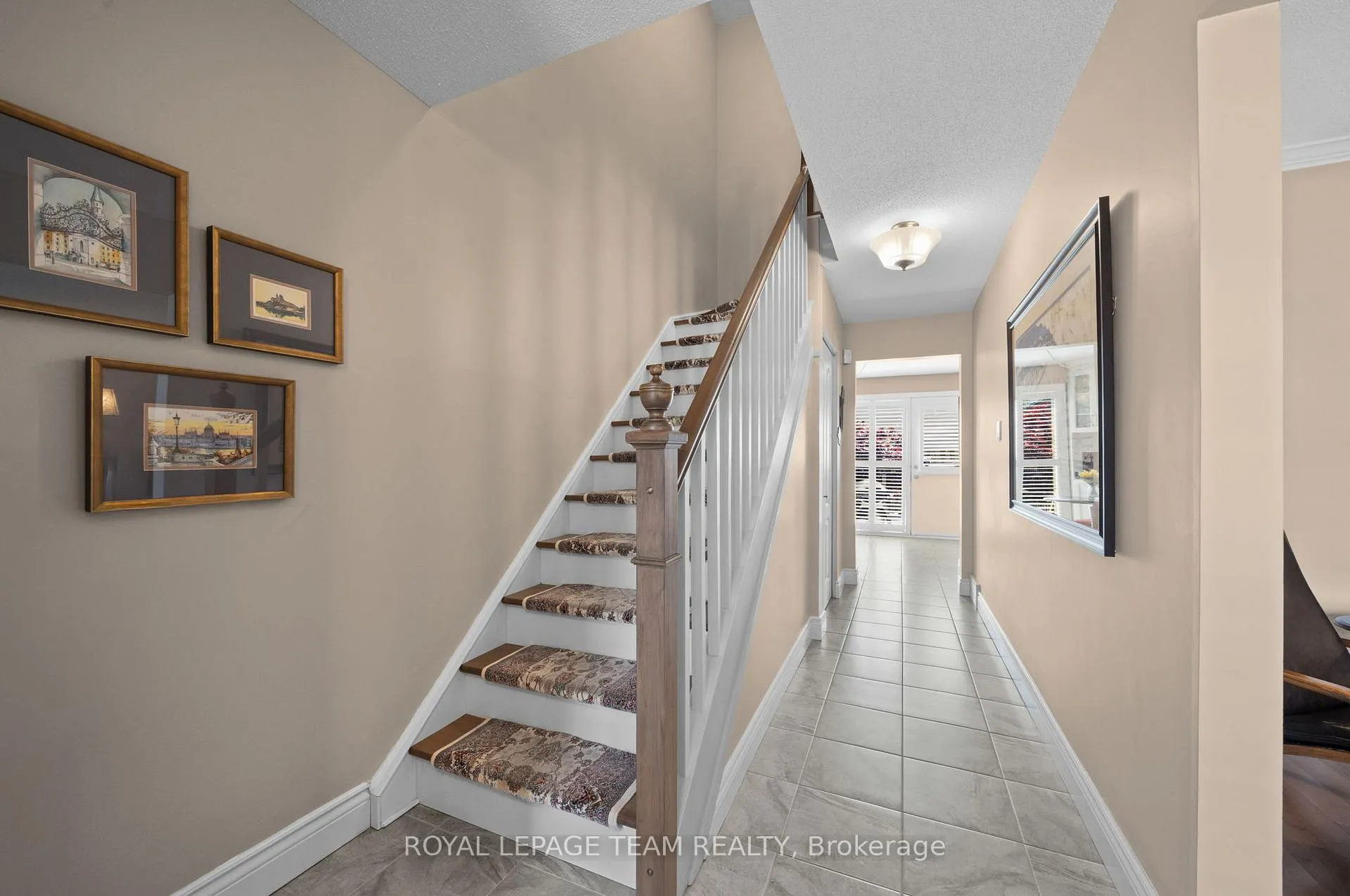 Photo 5 of 3322 Southgate Road, Ottawa, South Keys — HOMEH