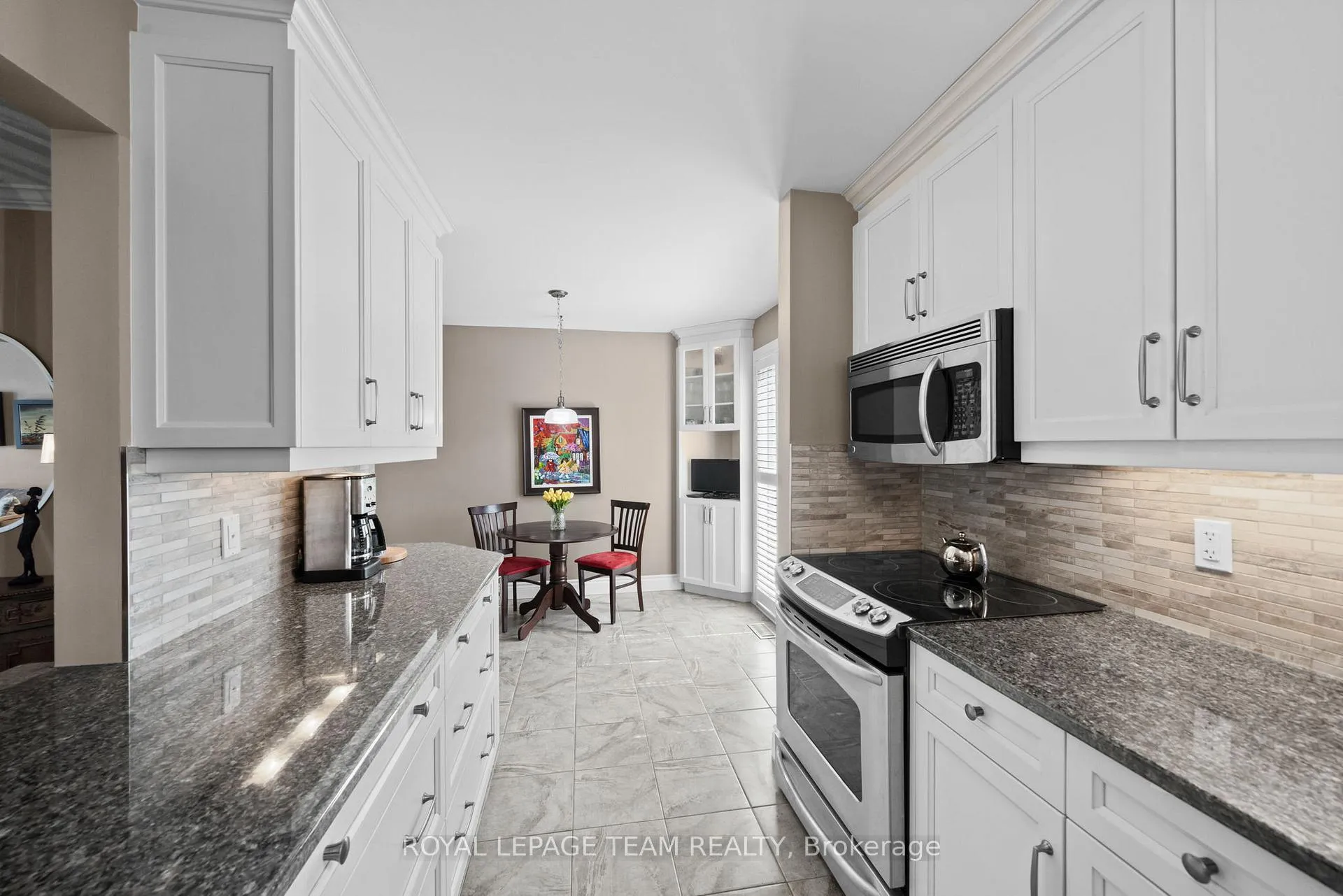 Photo 12 of 3322 Southgate Road, Ottawa, South Keys — HOMEH