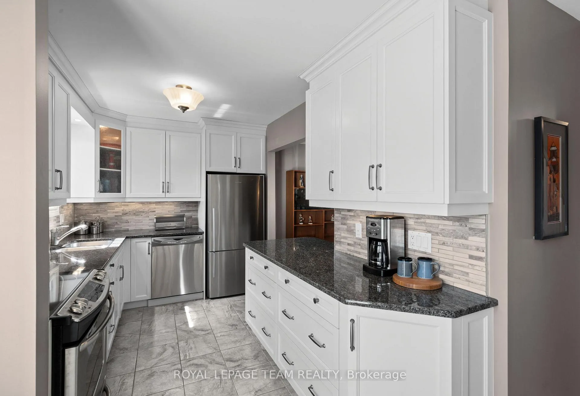Photo 15 of 3322 Southgate Road, Ottawa, South Keys — HOMEH