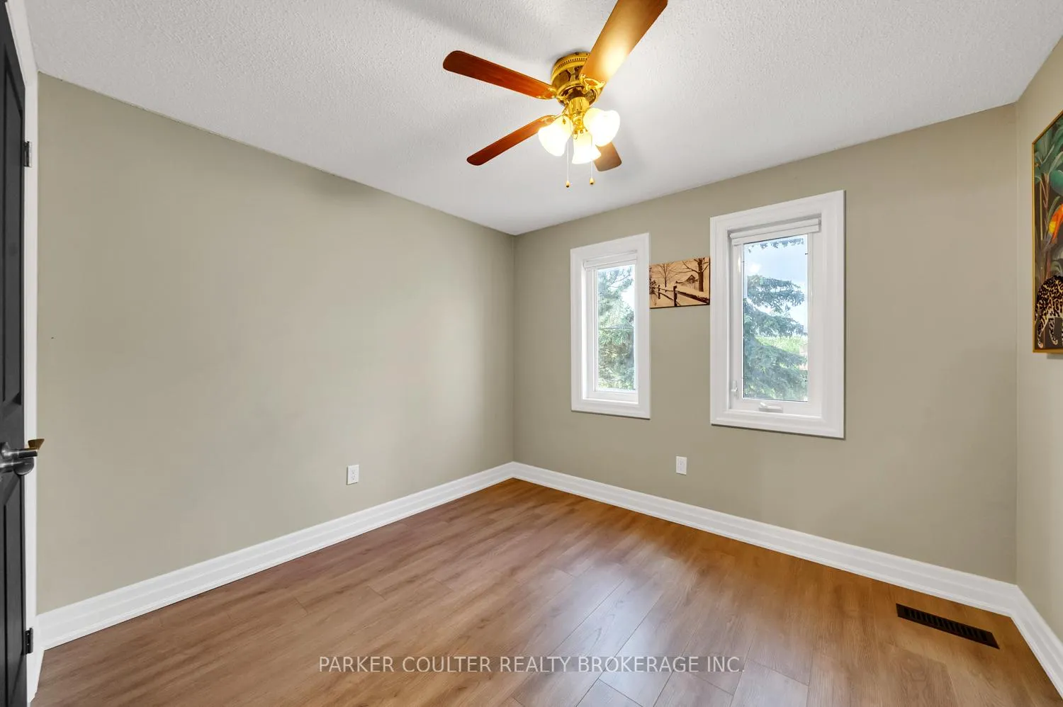 Photo 24 of 240 Hickling Trail, Barrie, Grove East — HOMEH