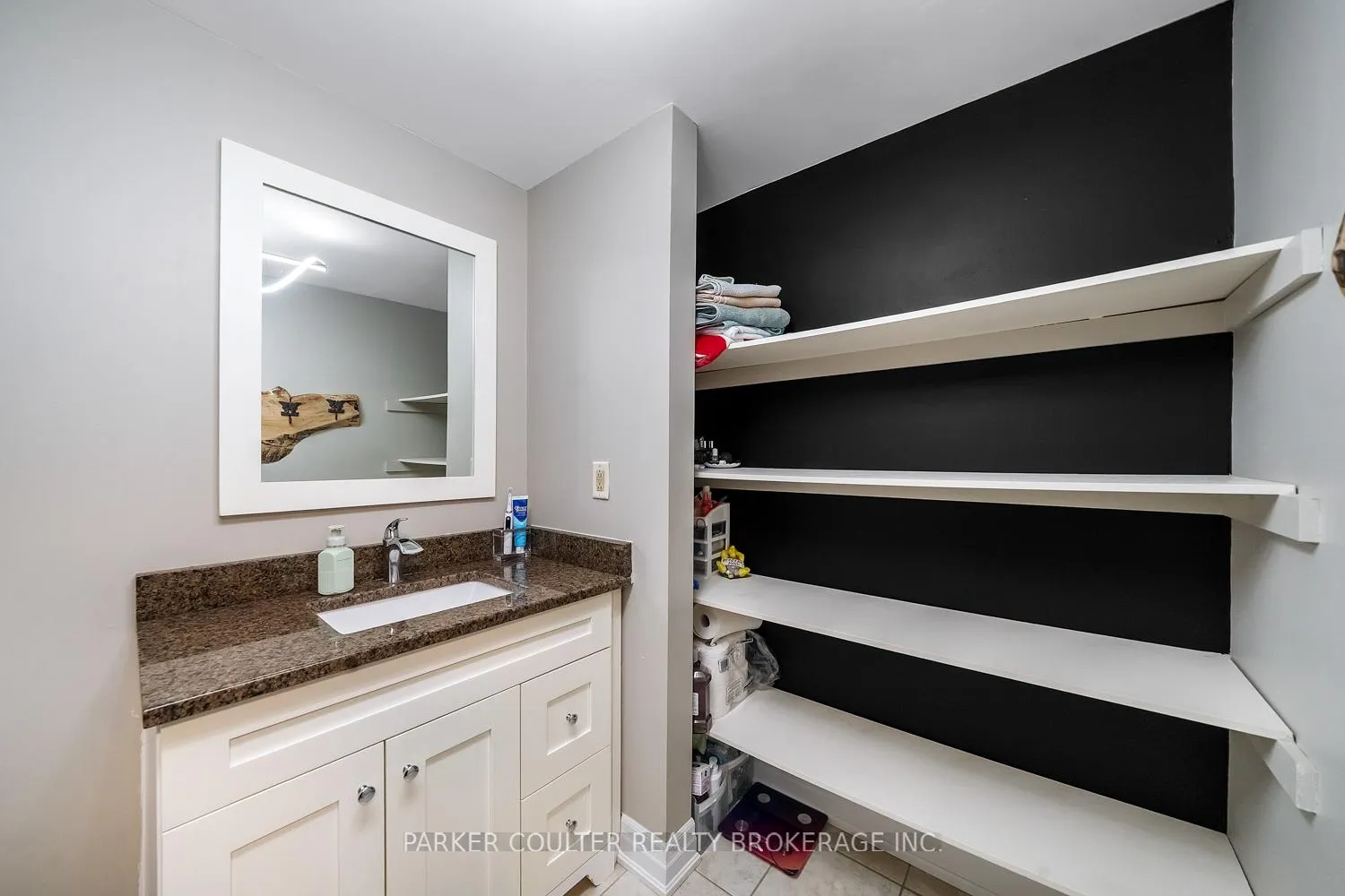 Photo 28 of 240 Hickling Trail, Barrie, Grove East — HOMEH