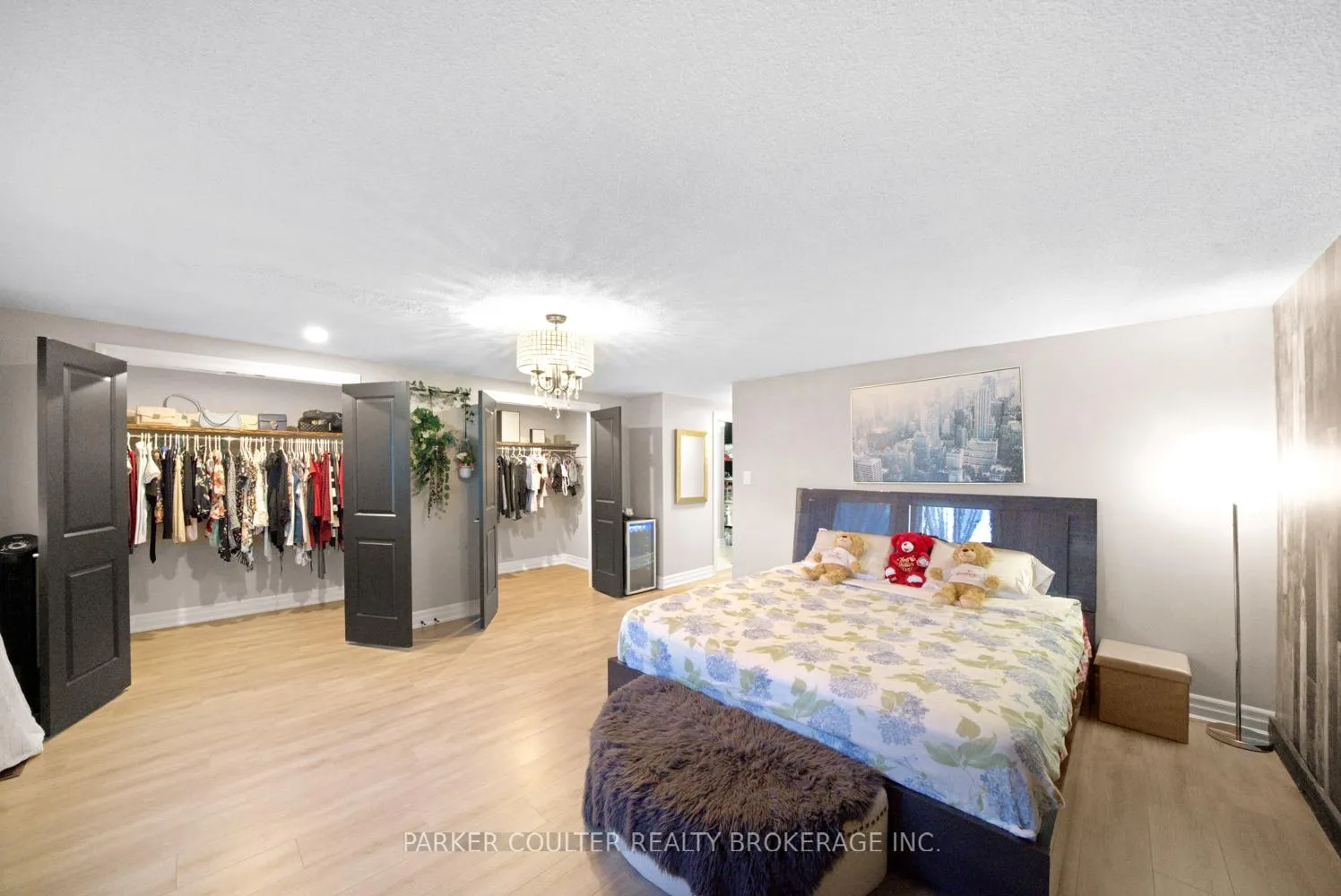 Photo 31 of 240 Hickling Trail, Barrie, Grove East — HOMEH